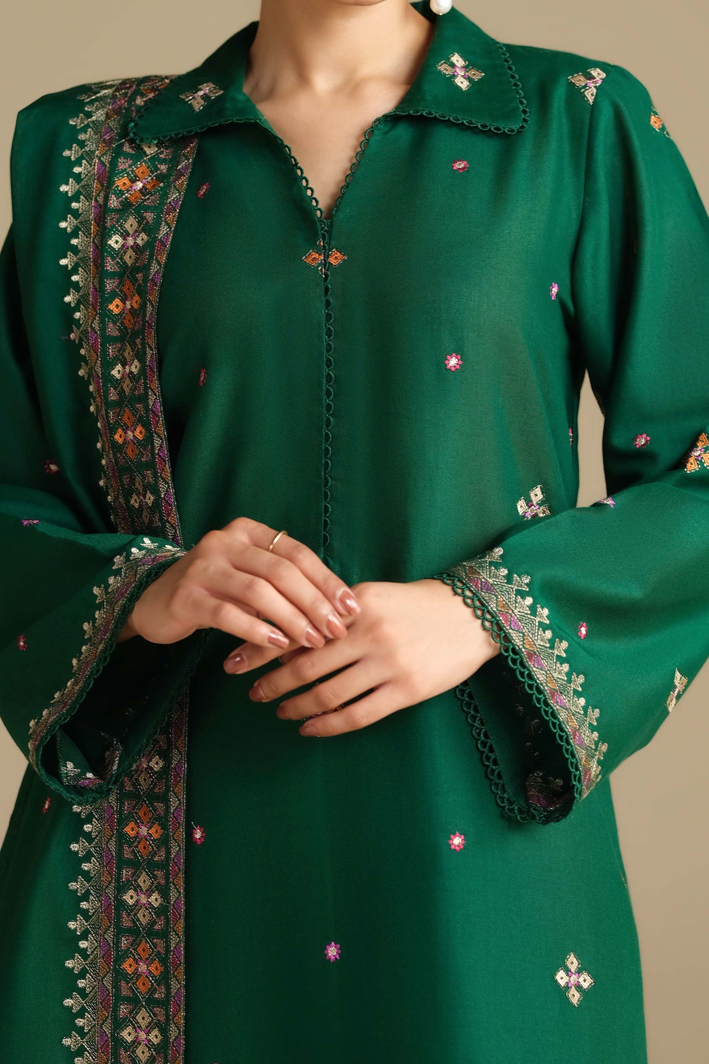 KHADDAR | EMBROIDERED