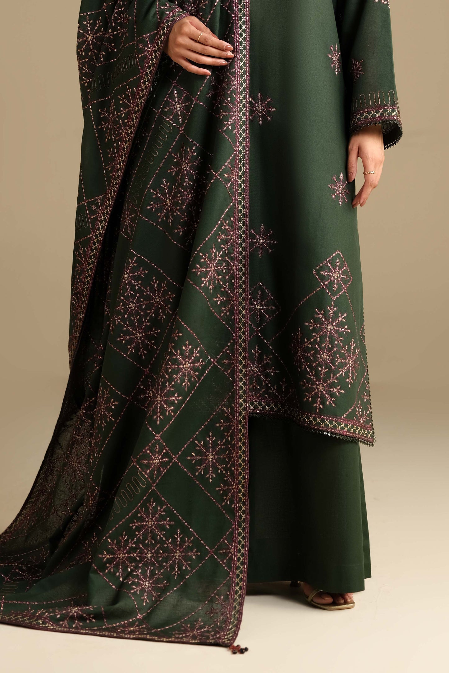 KHADDAR | EMBROIDERED