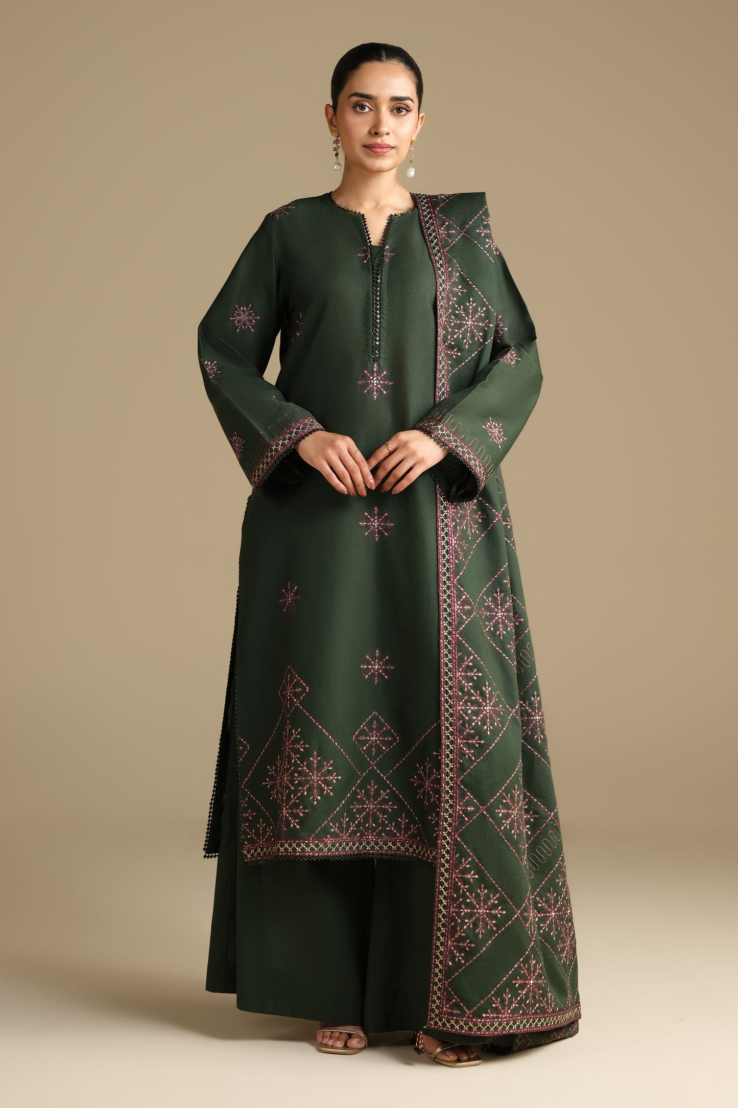 KHADDAR | EMBROIDERED