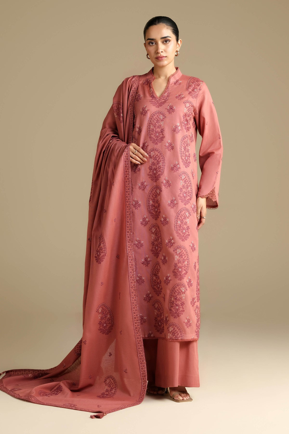 KHADDAR | EMBROIDERED