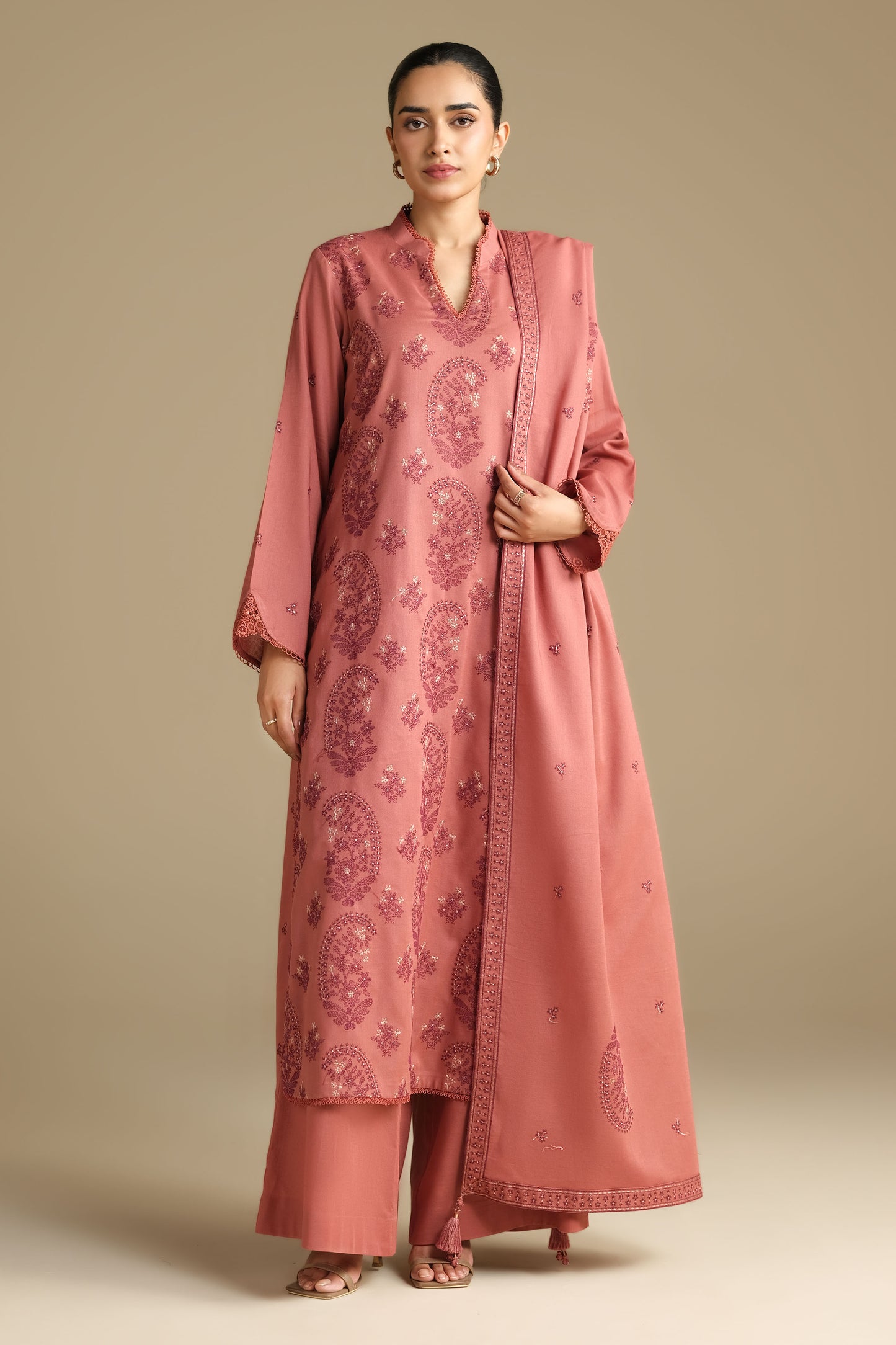 KHADDAR | EMBROIDERED