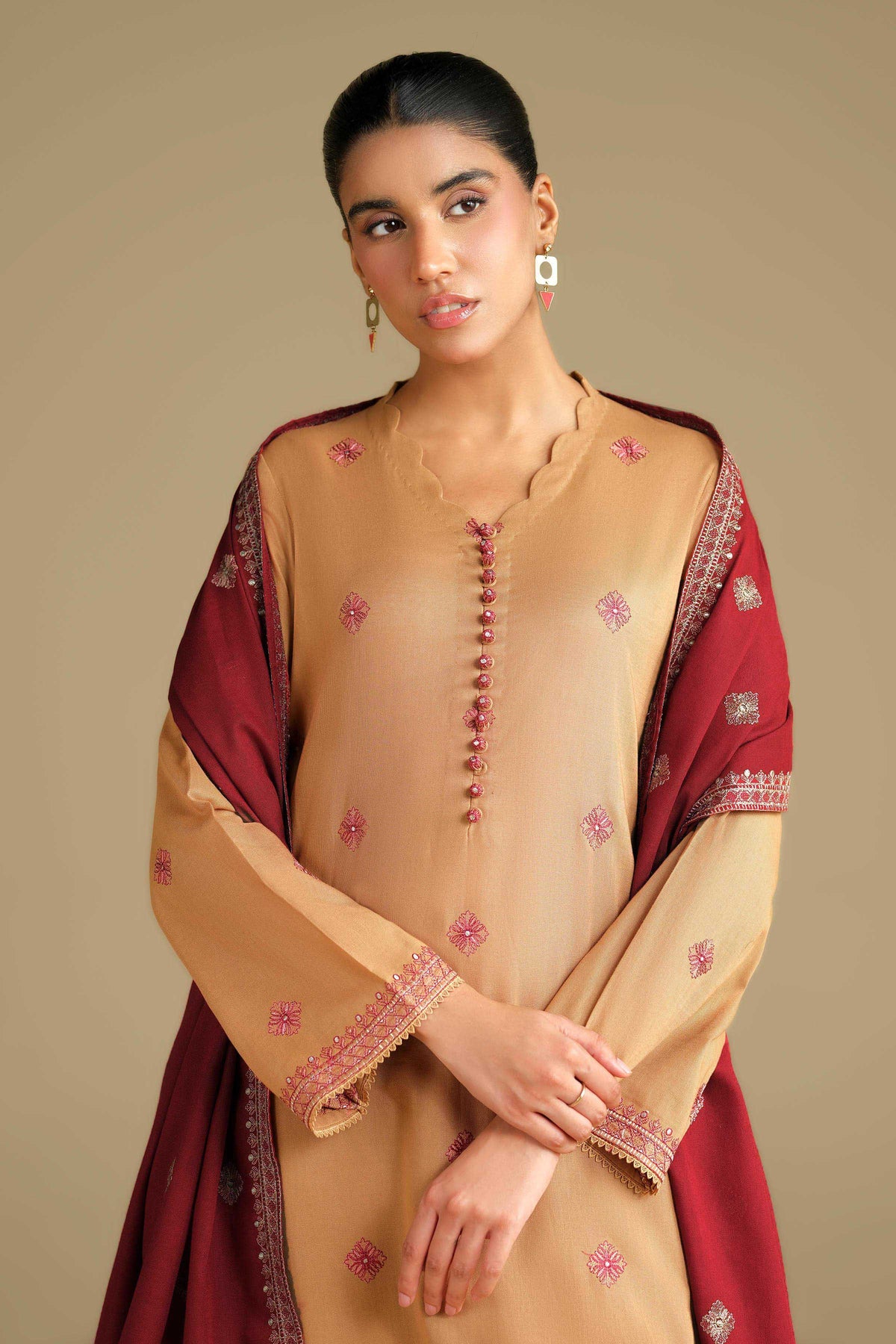 KHADDAR | EMBROIDERED
