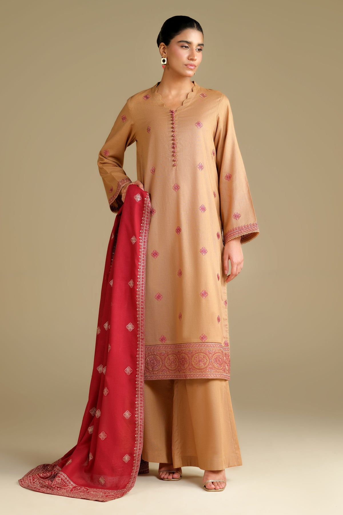 KHADDAR | EMBROIDERED