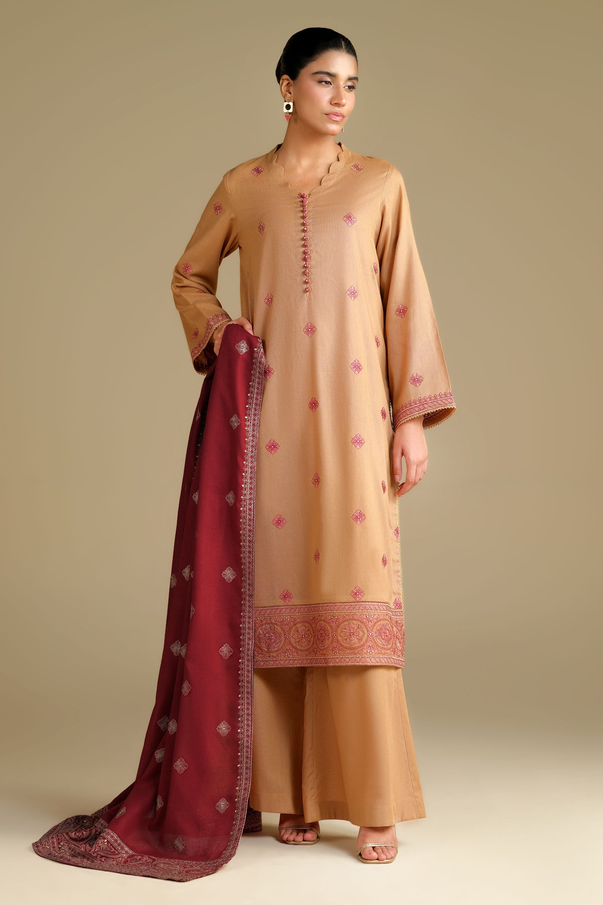 KHADDAR | EMBROIDERED