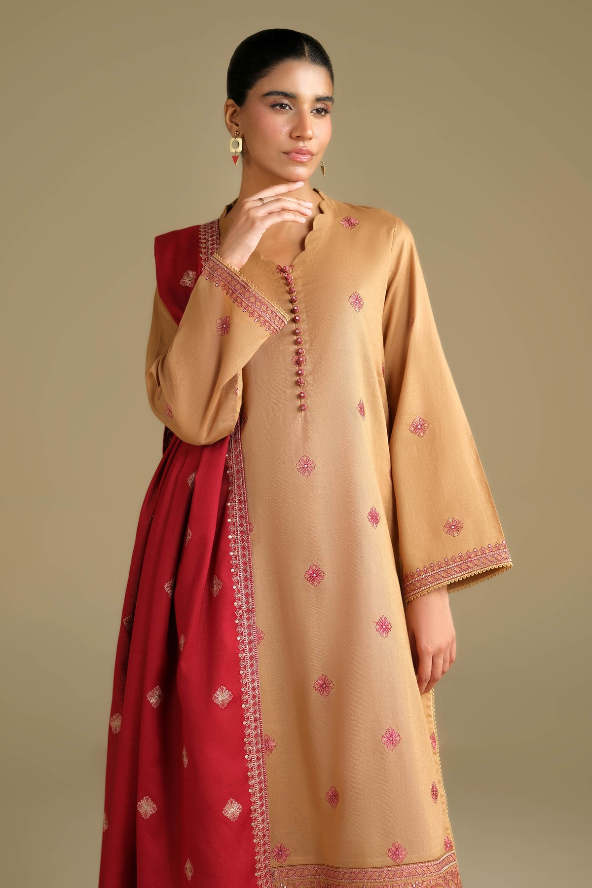 KHADDAR | EMBROIDERED