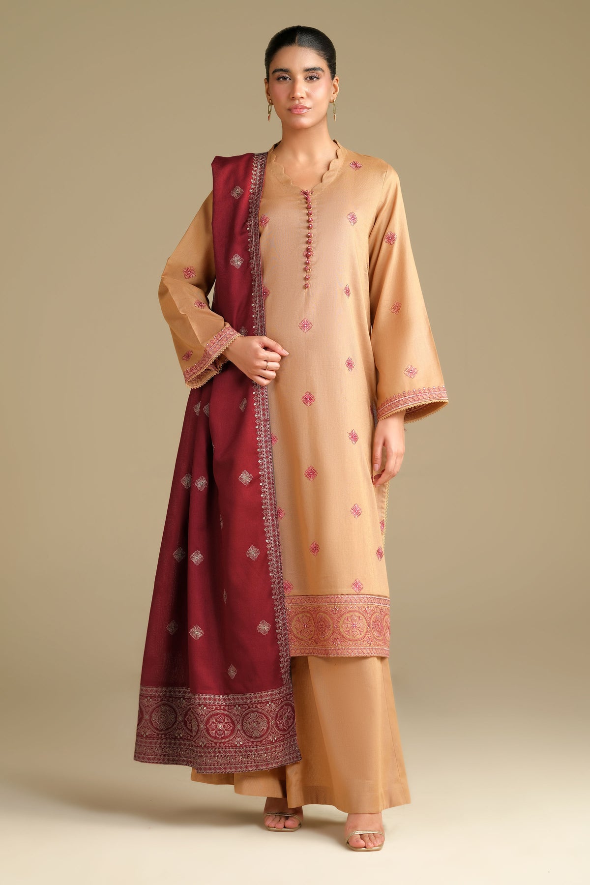 KHADDAR | EMBROIDERED
