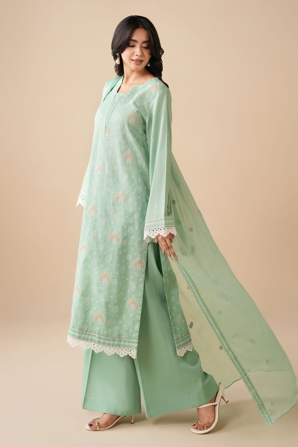 KHADDAR | EMBROIDERED KAYSERIA EXCLUSIVE WINTER-26