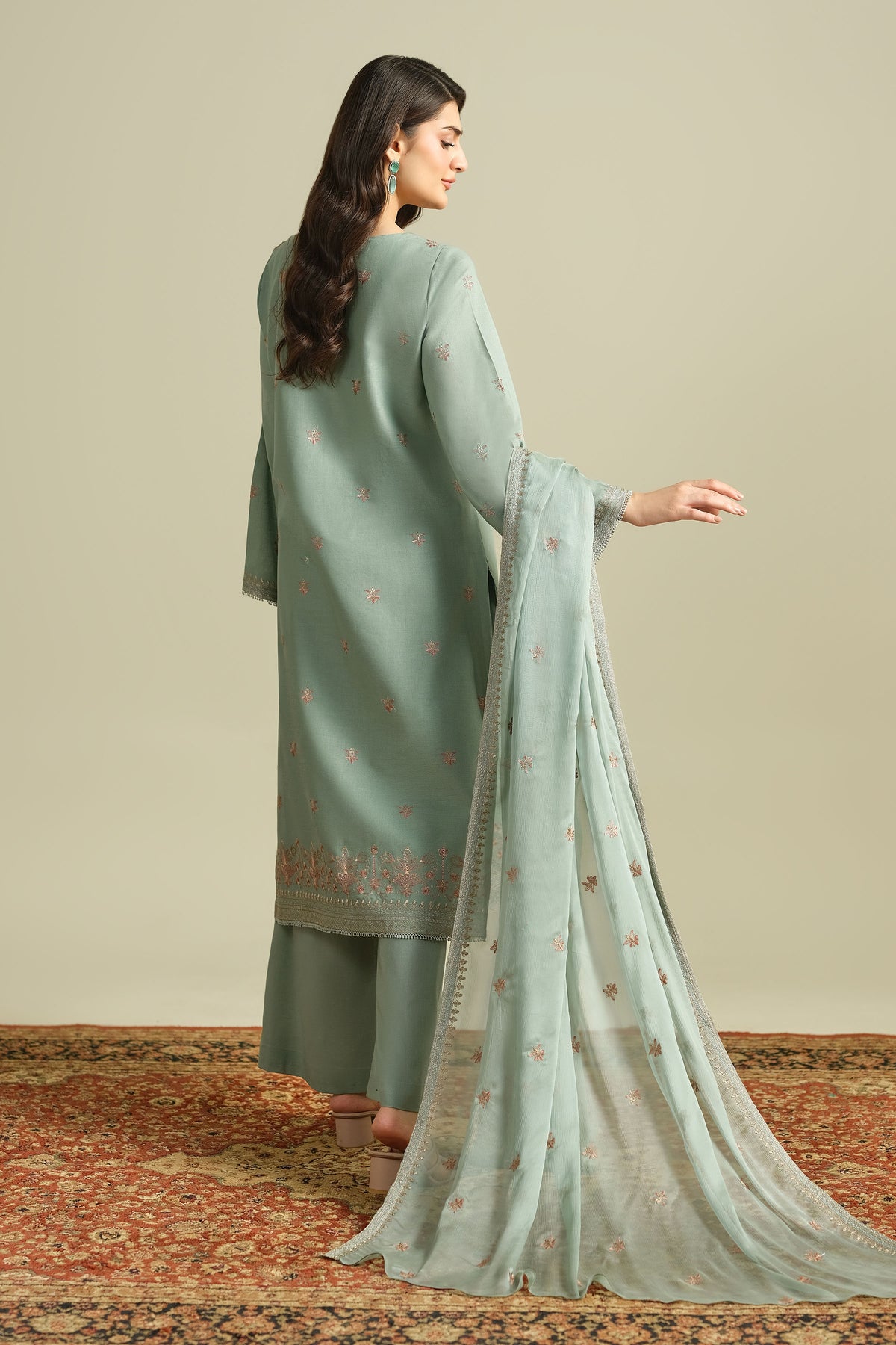 KHADDAR | EMBROIDERED
