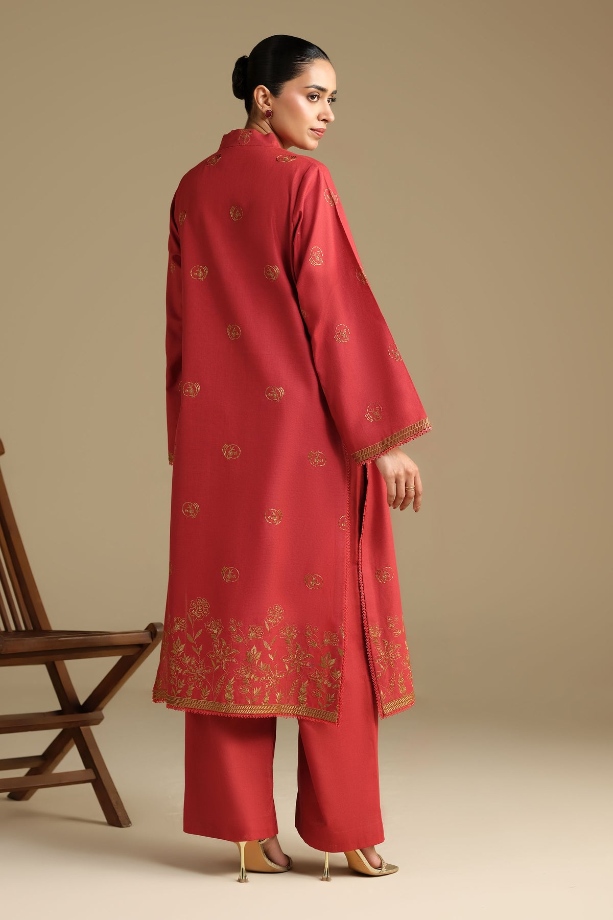 KHADDAR | EMBROIDERED