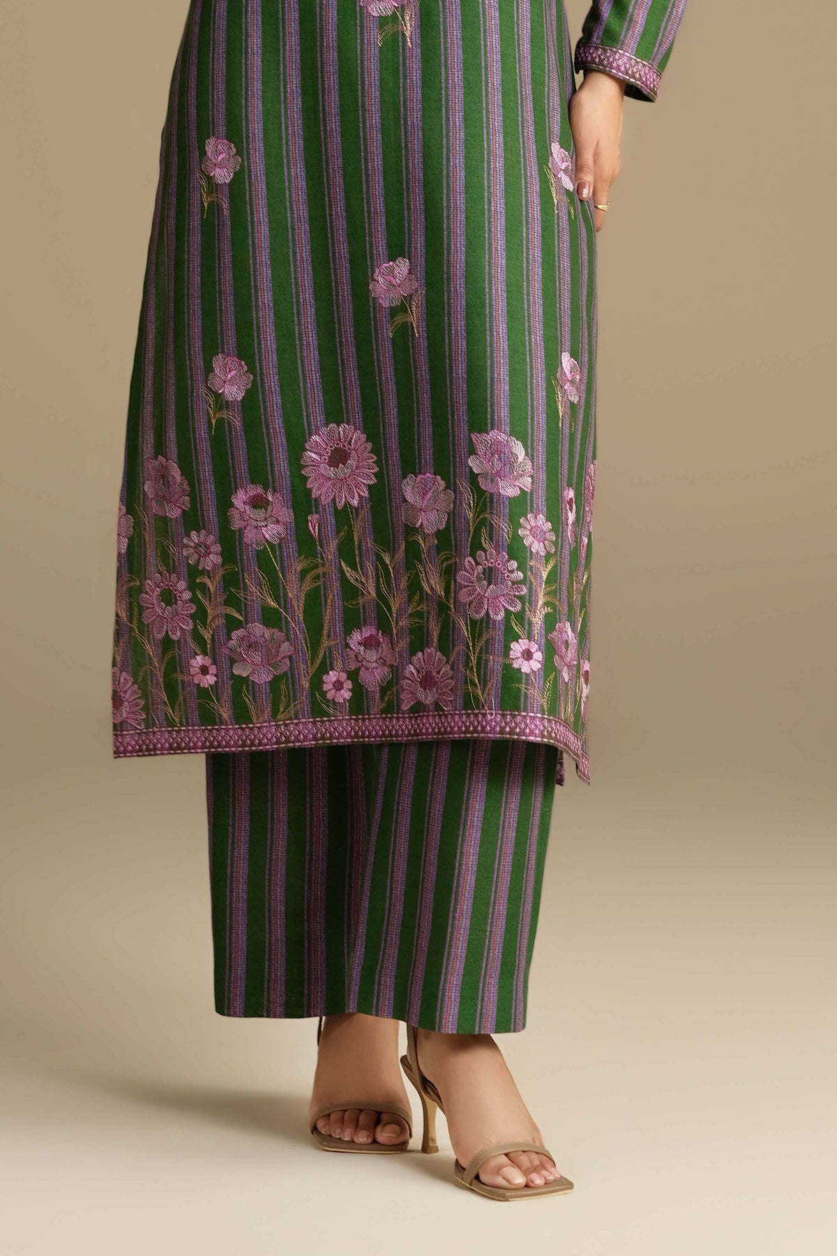 KHADDAR | EMBROIDERED