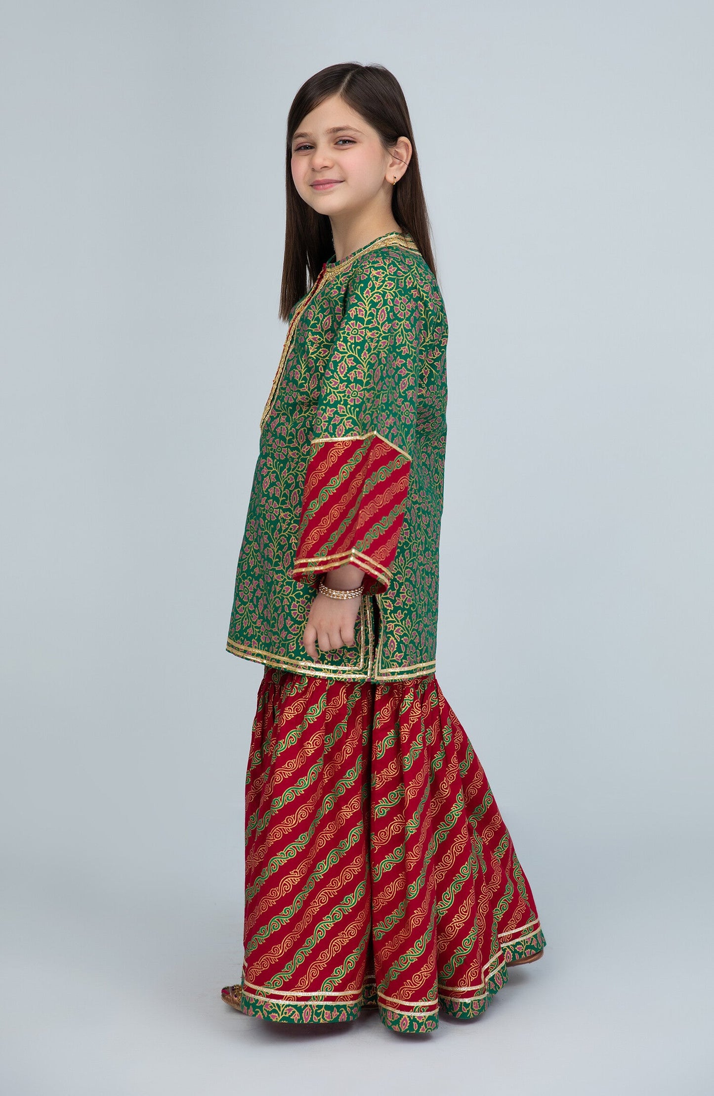 Nur 2Pc Suit