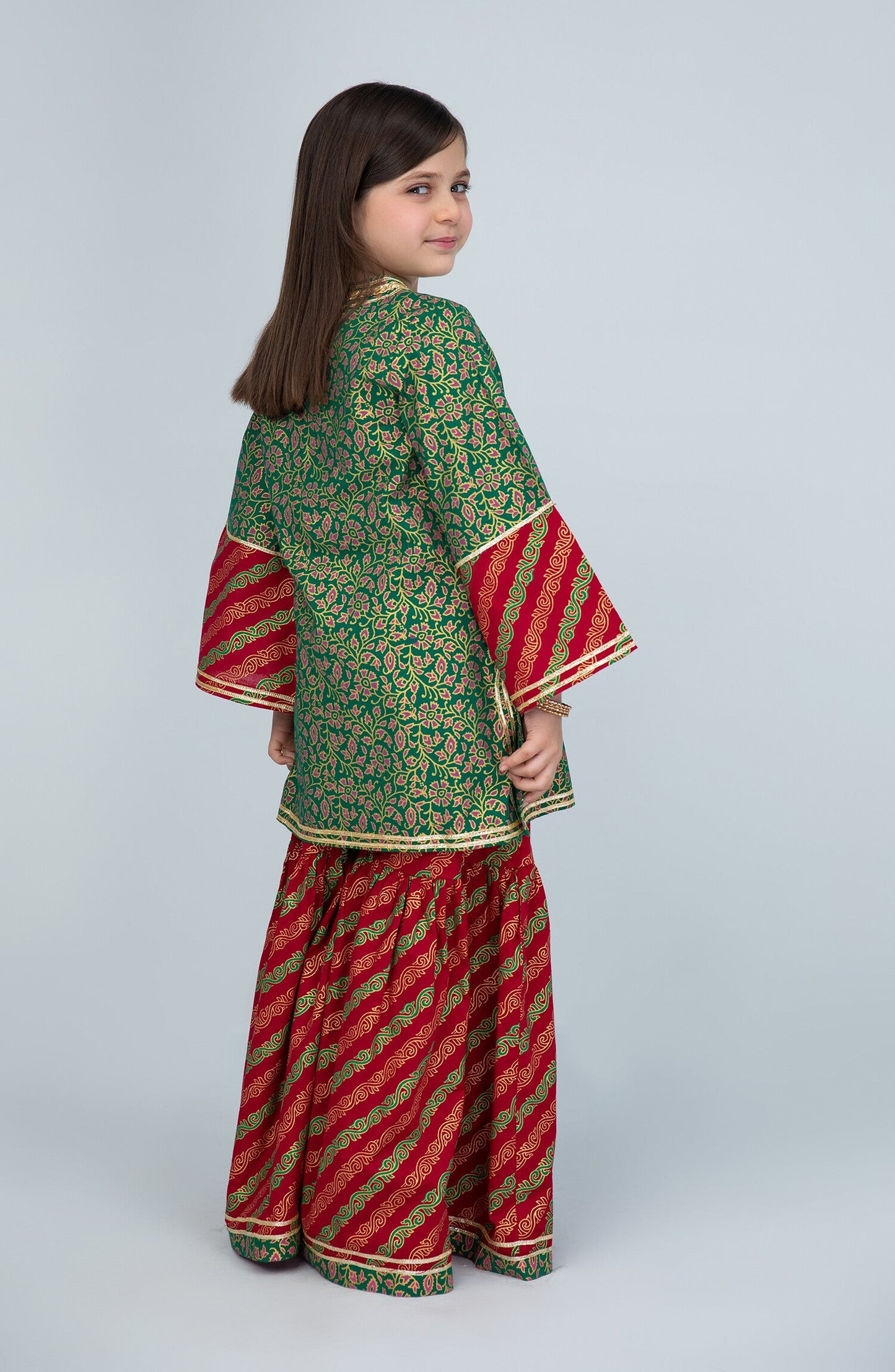 Nur 2Pc Suit