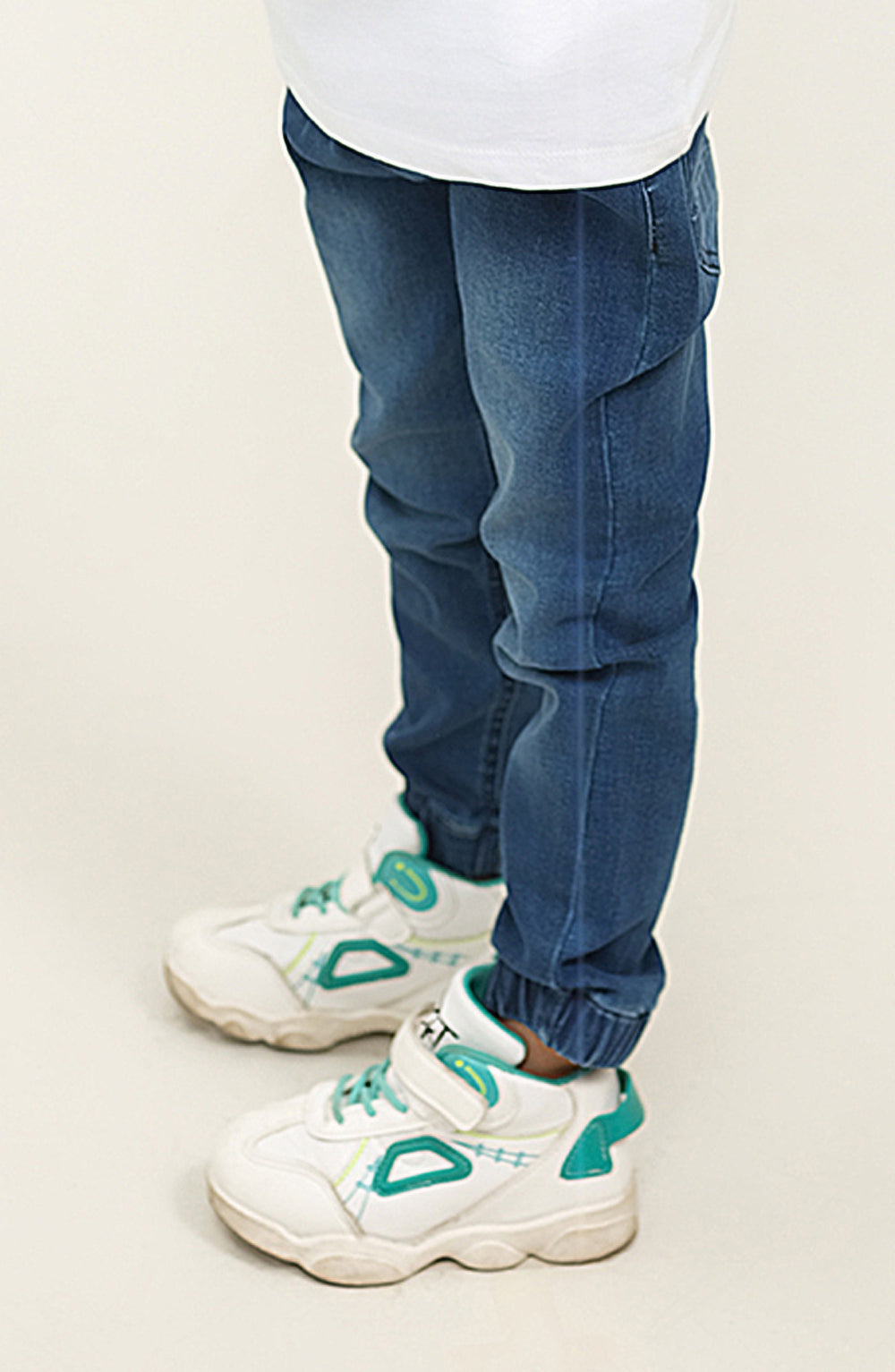 Boys Regular Fit Jeans