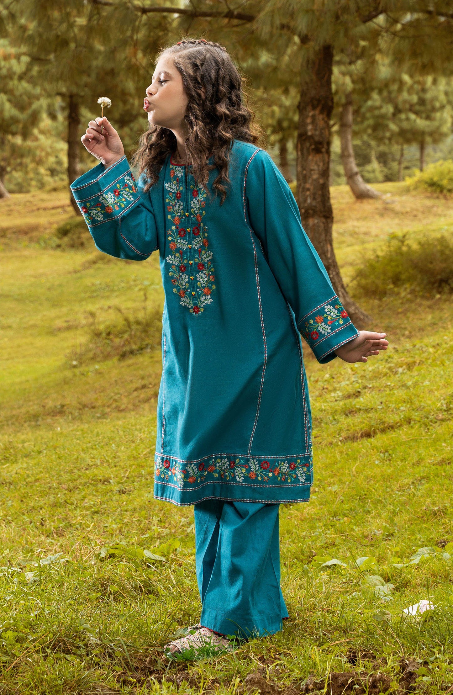 Neelofar 2 Piece Suit - KPL638424