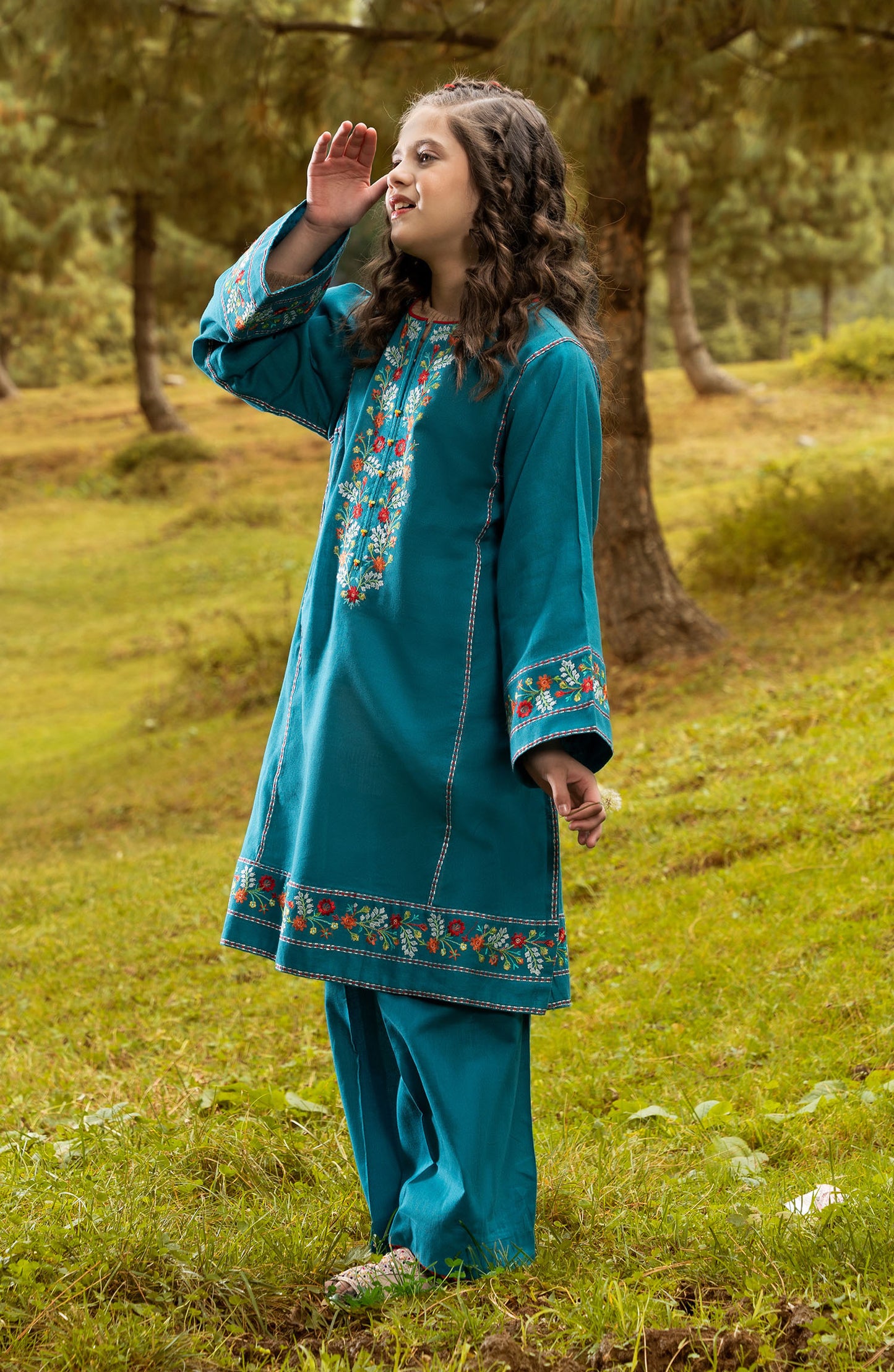 Neelofar 2 Piece Suit - KPL638424