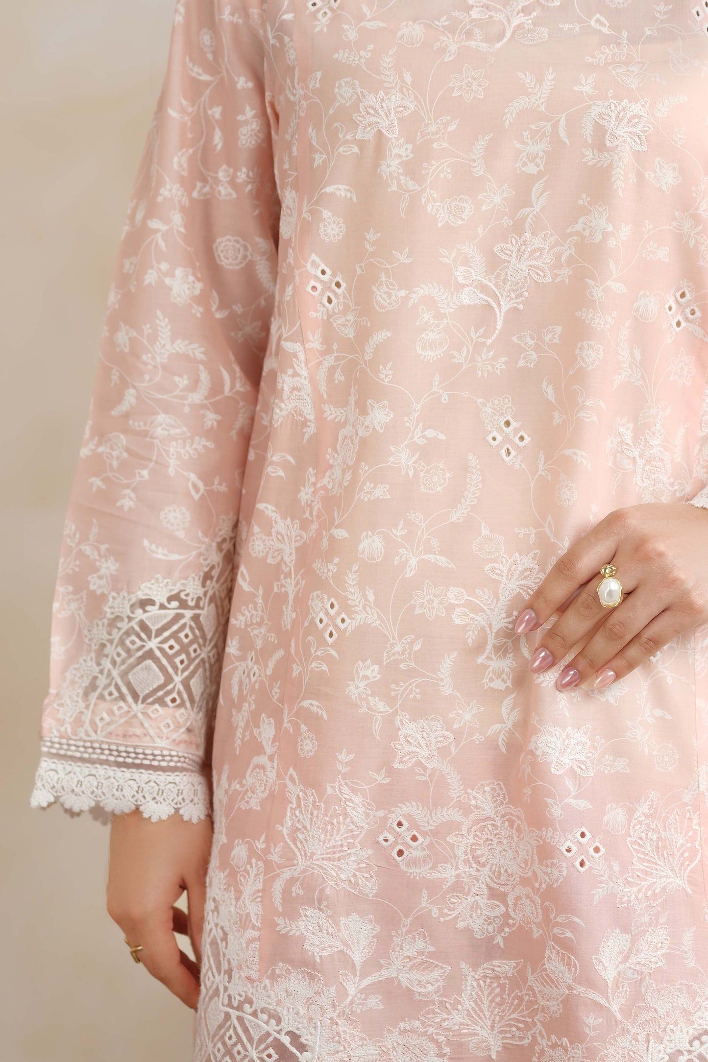 LAWN | EMBROIDERED