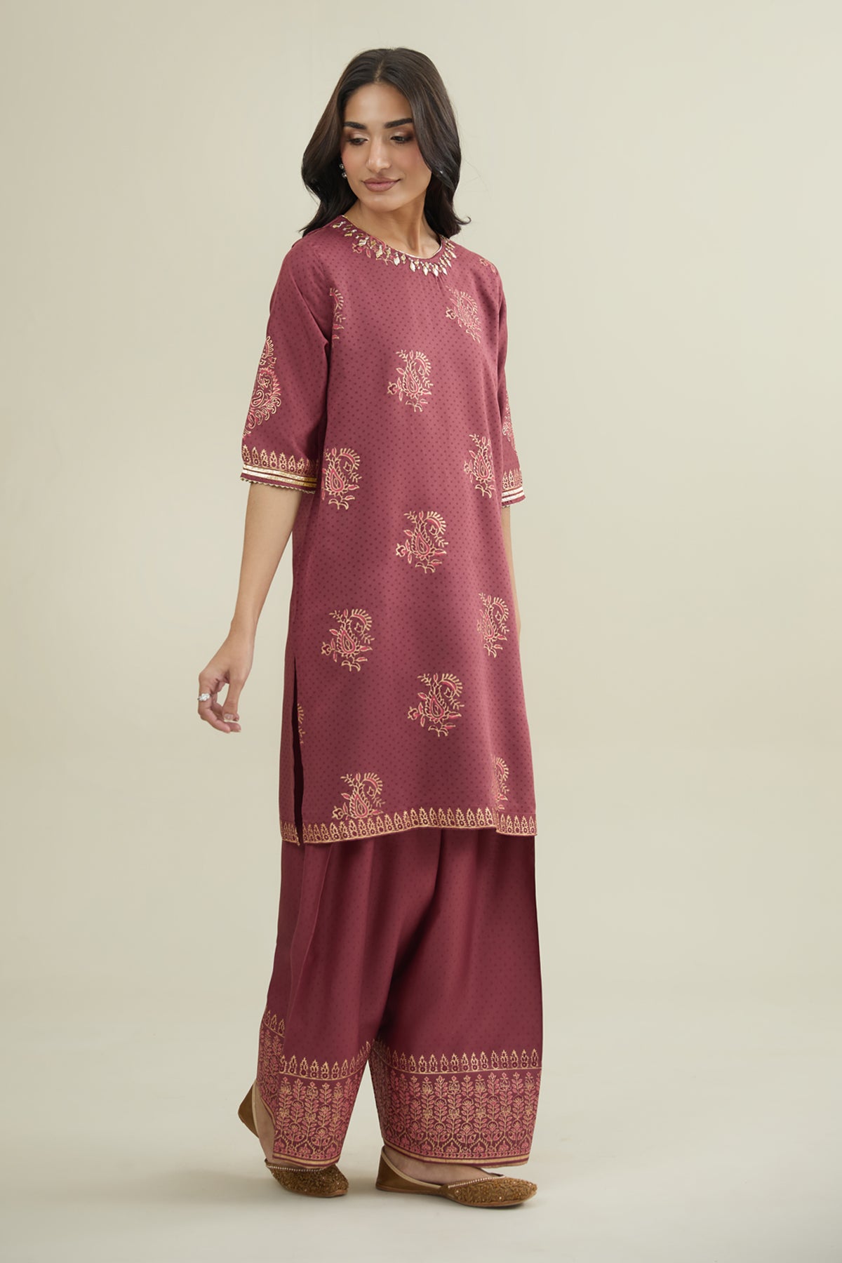 2 Piece - Printed & Embellished Suit - KPS25-P3549 - Shop Now at Kayseria