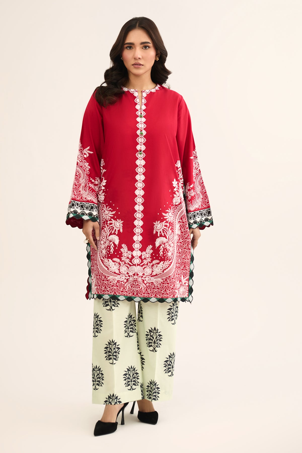 LAWN  |  EMBROIDERED - Shop Now at Kayseria