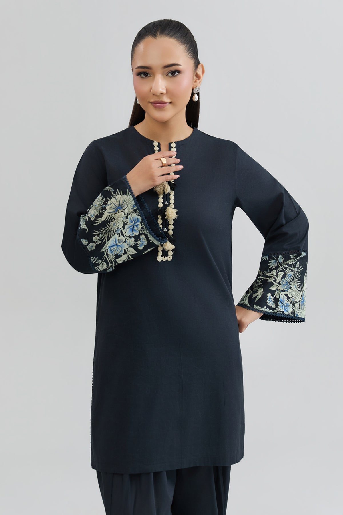 LAWN | EMBROIDERED - Shop Now at Kayseria