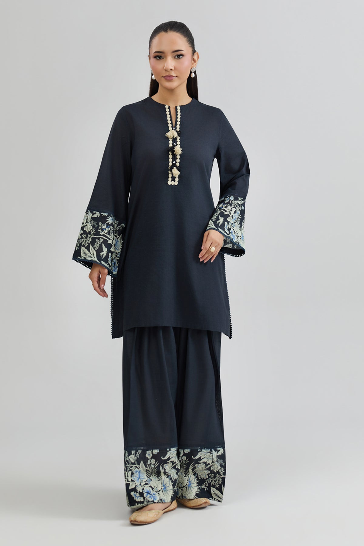 LAWN | EMBROIDERED - Shop Now at Kayseria