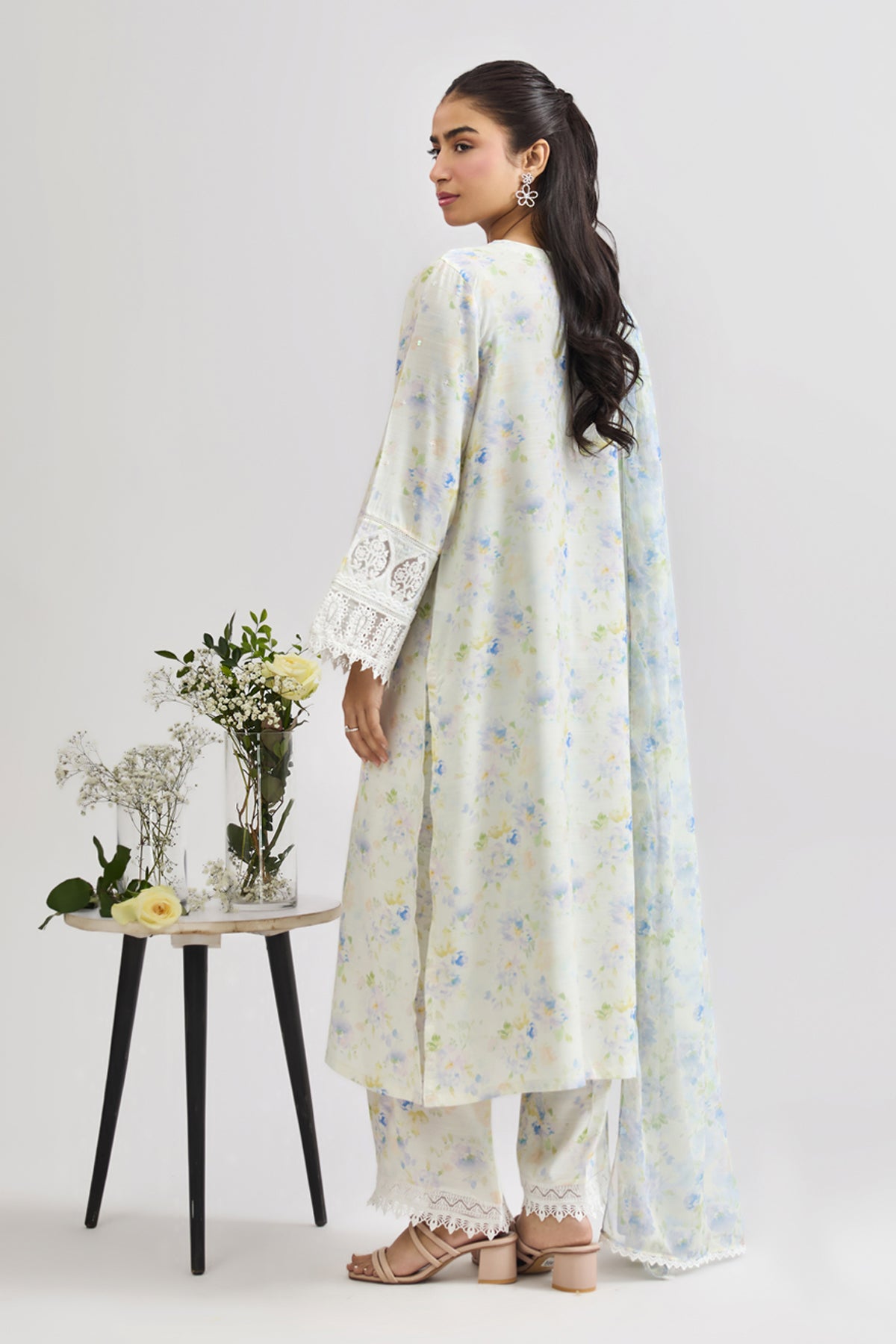 RAW SILK | EMBROIDERED - Shop Now at Kayseria