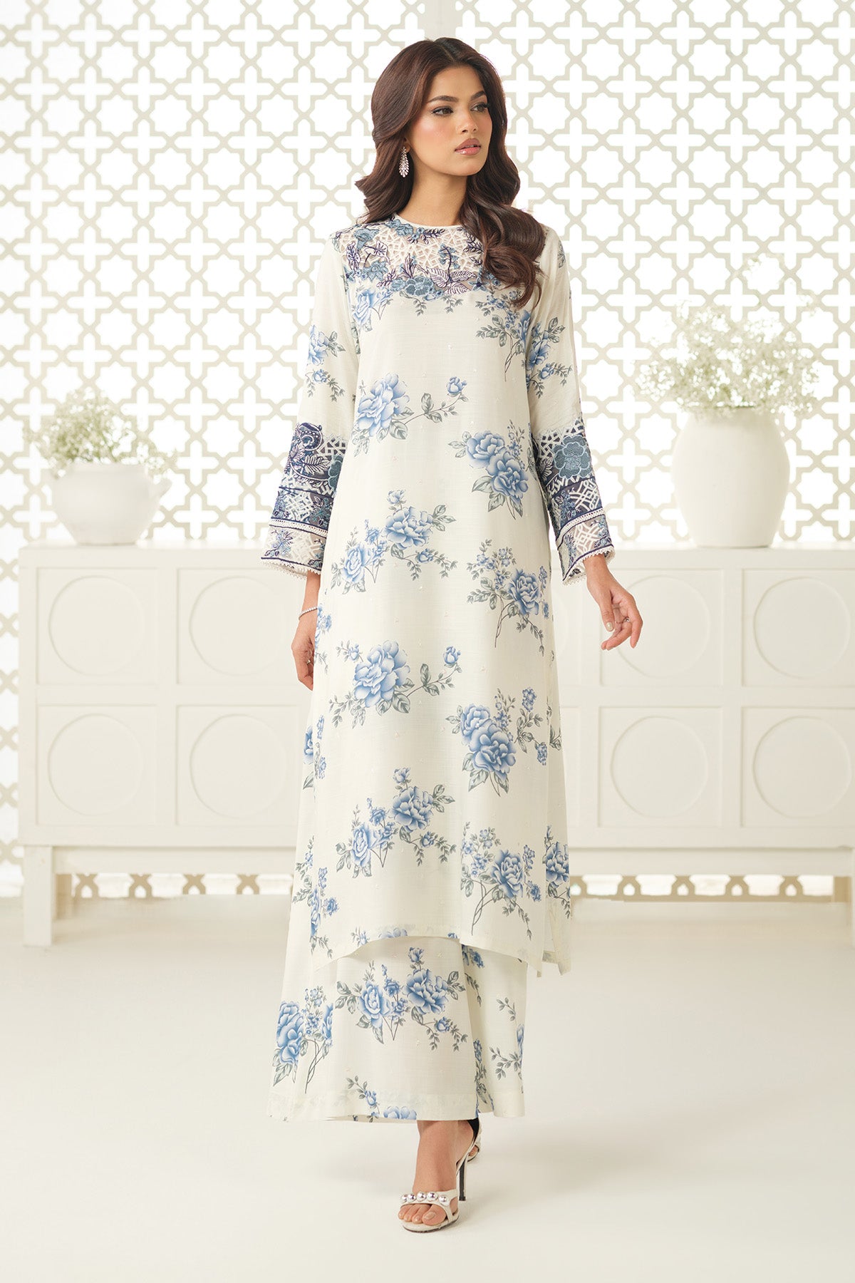 RAW SILK | EMBROIDERED - Shop Now at Kayseria