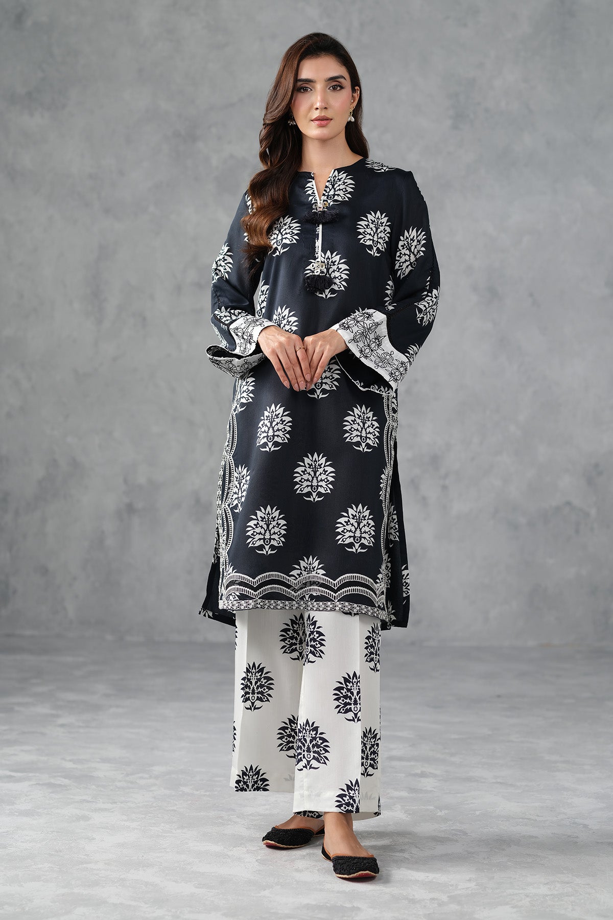 COTTON LINEN | EMBROIDERED