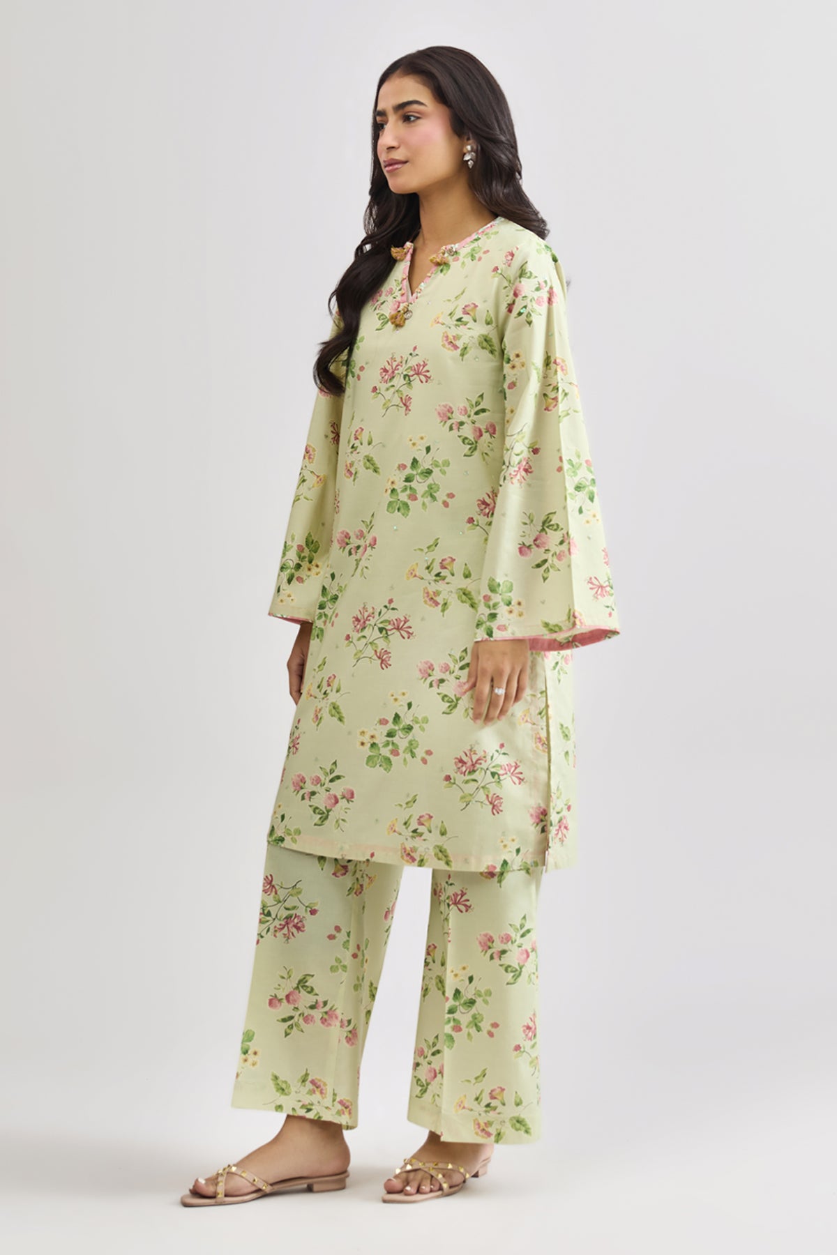 CAMBRIC | PRINTED - Shop Now at Kayseria