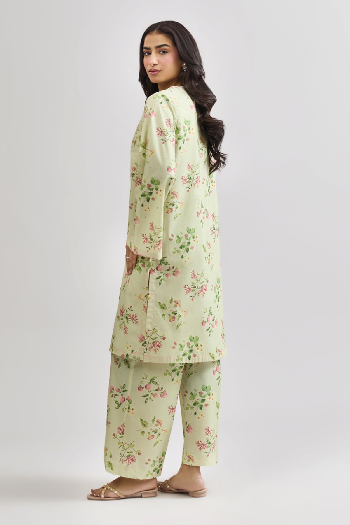 CAMBRIC | PRINTED - Shop Now at Kayseria