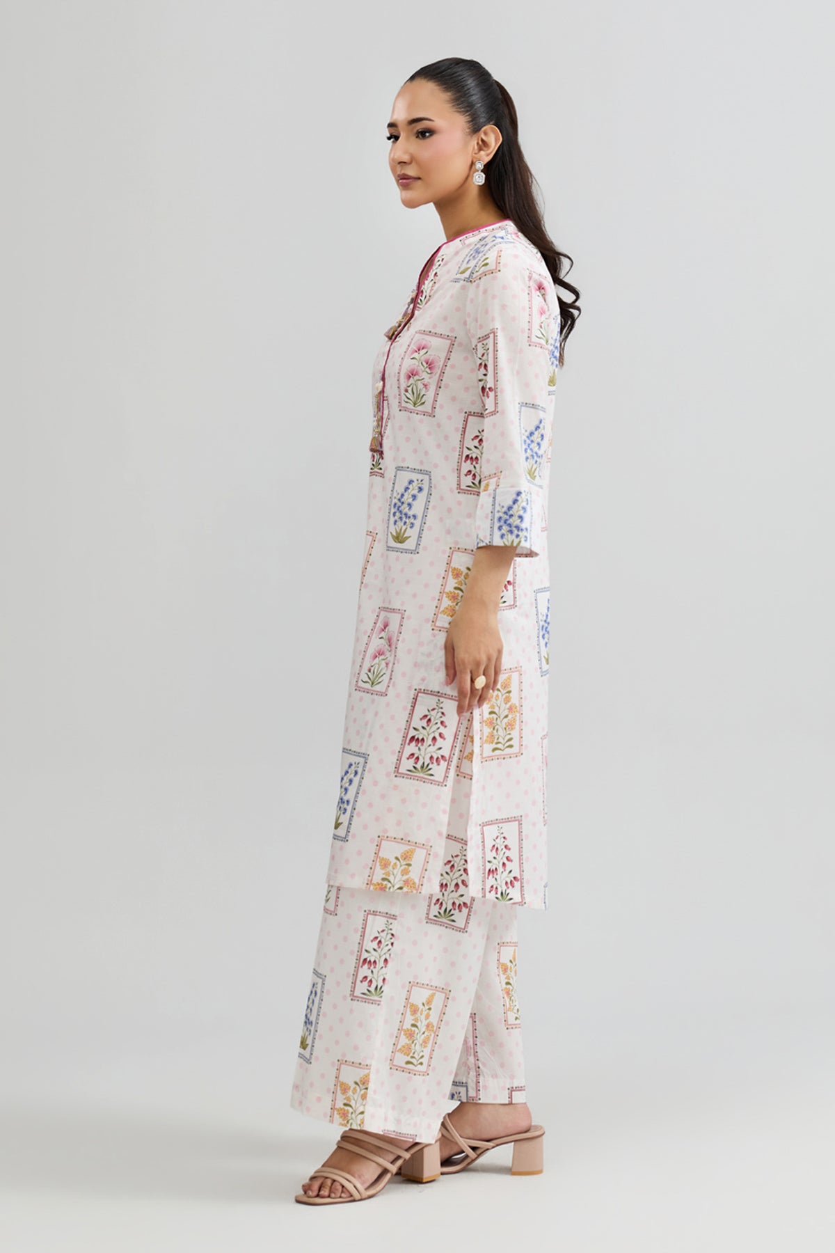 CAMBRIC | PRINTED - Shop Now at Kayseria