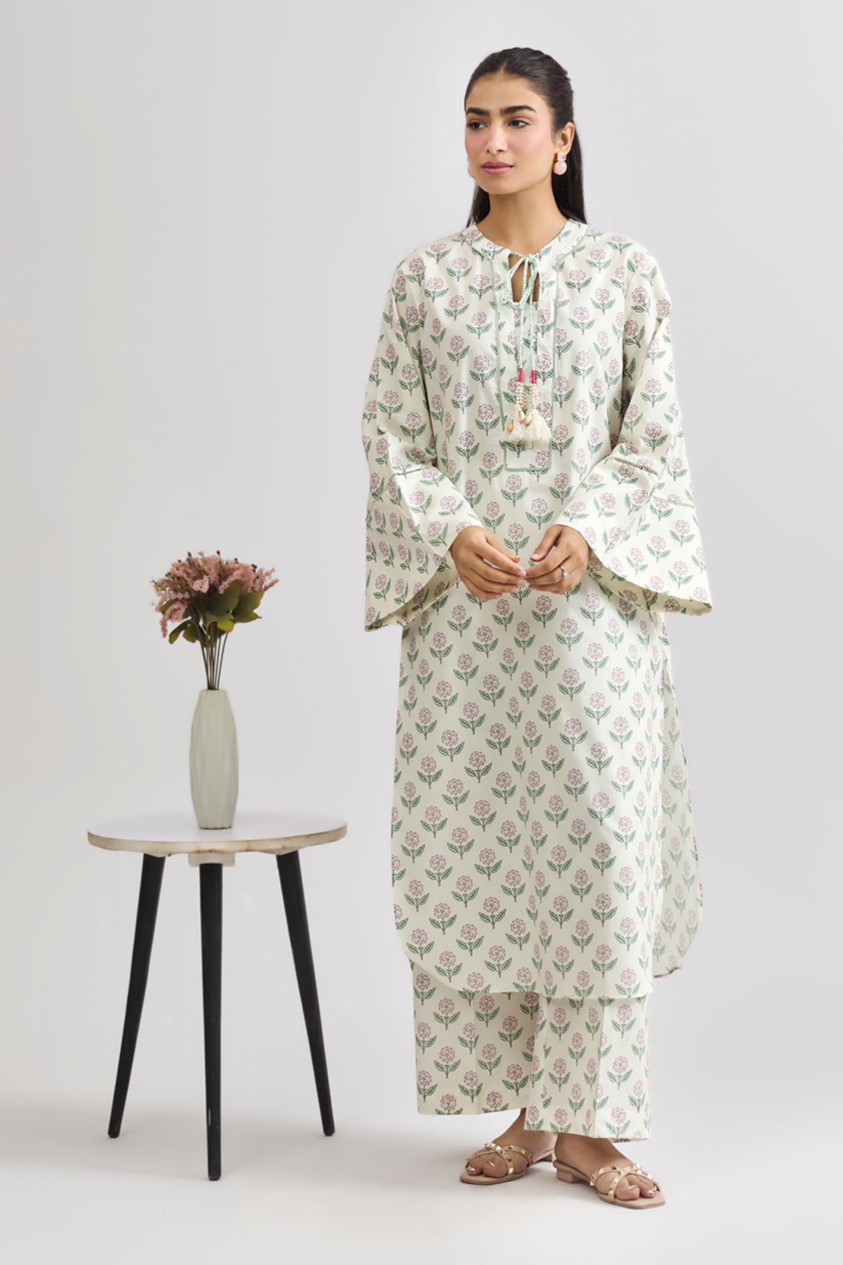 CAMBRIC | PRINTED - Shop Now at Kayseria