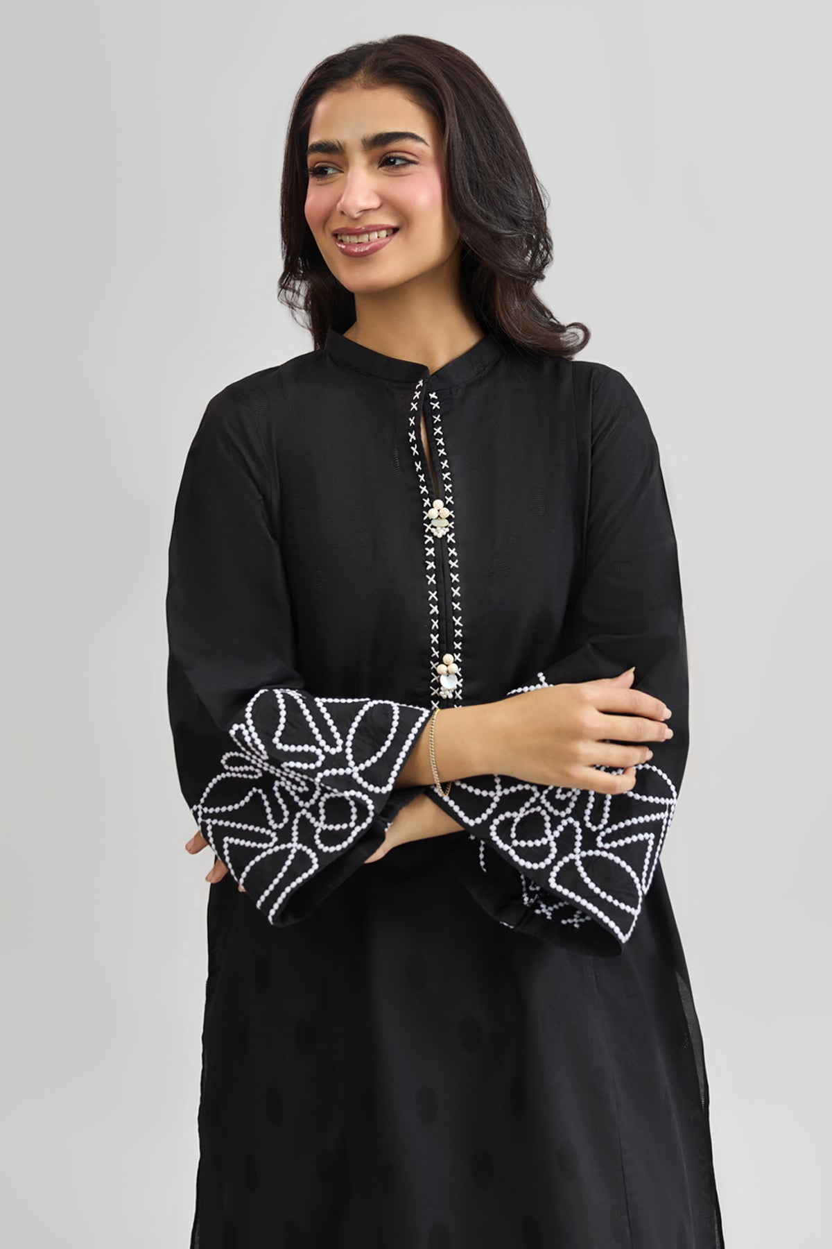 JACQUARD | EMBROIDERED - Shop Now at Kayseria