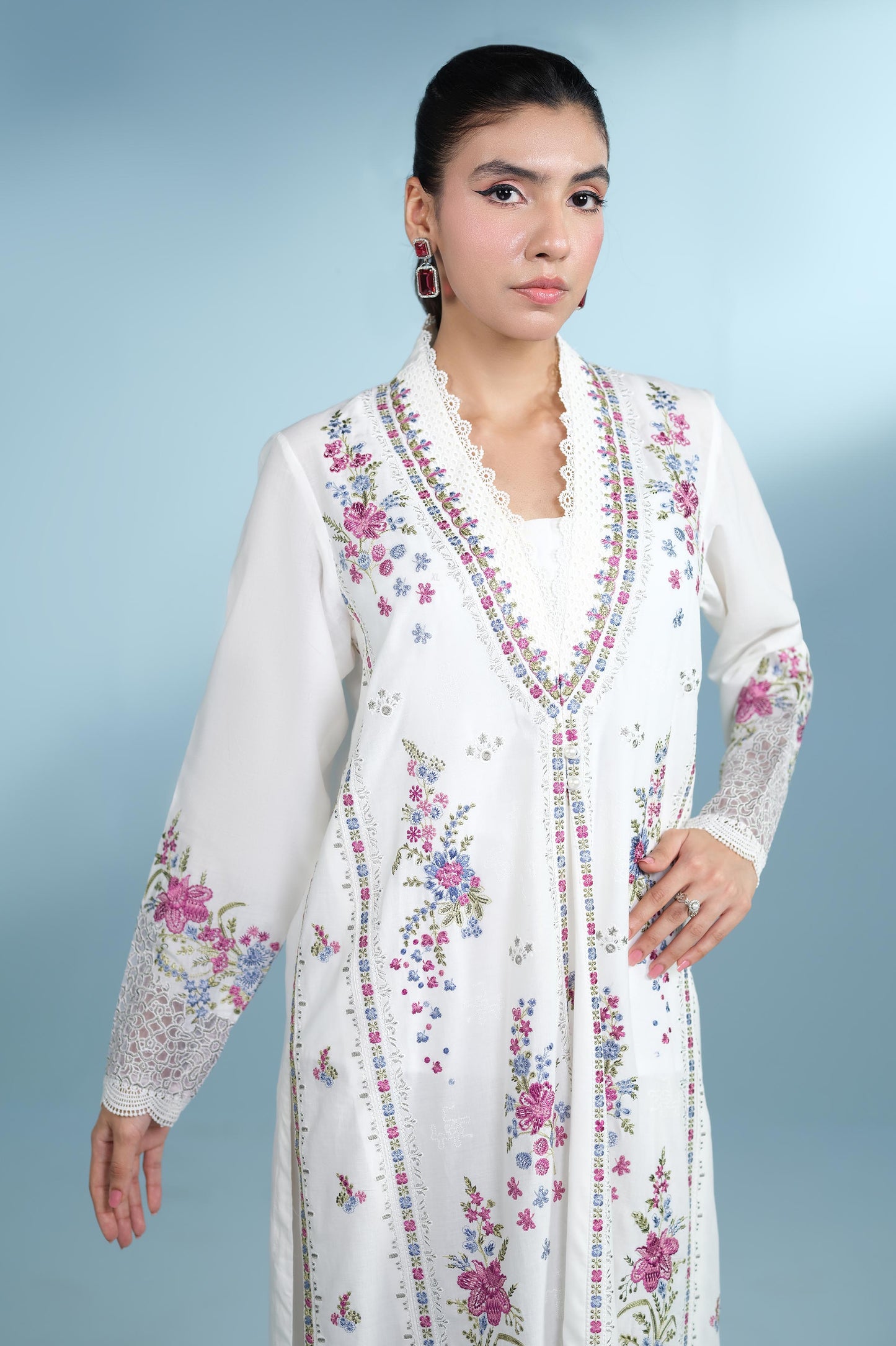 LAWN | EMBROIDERED