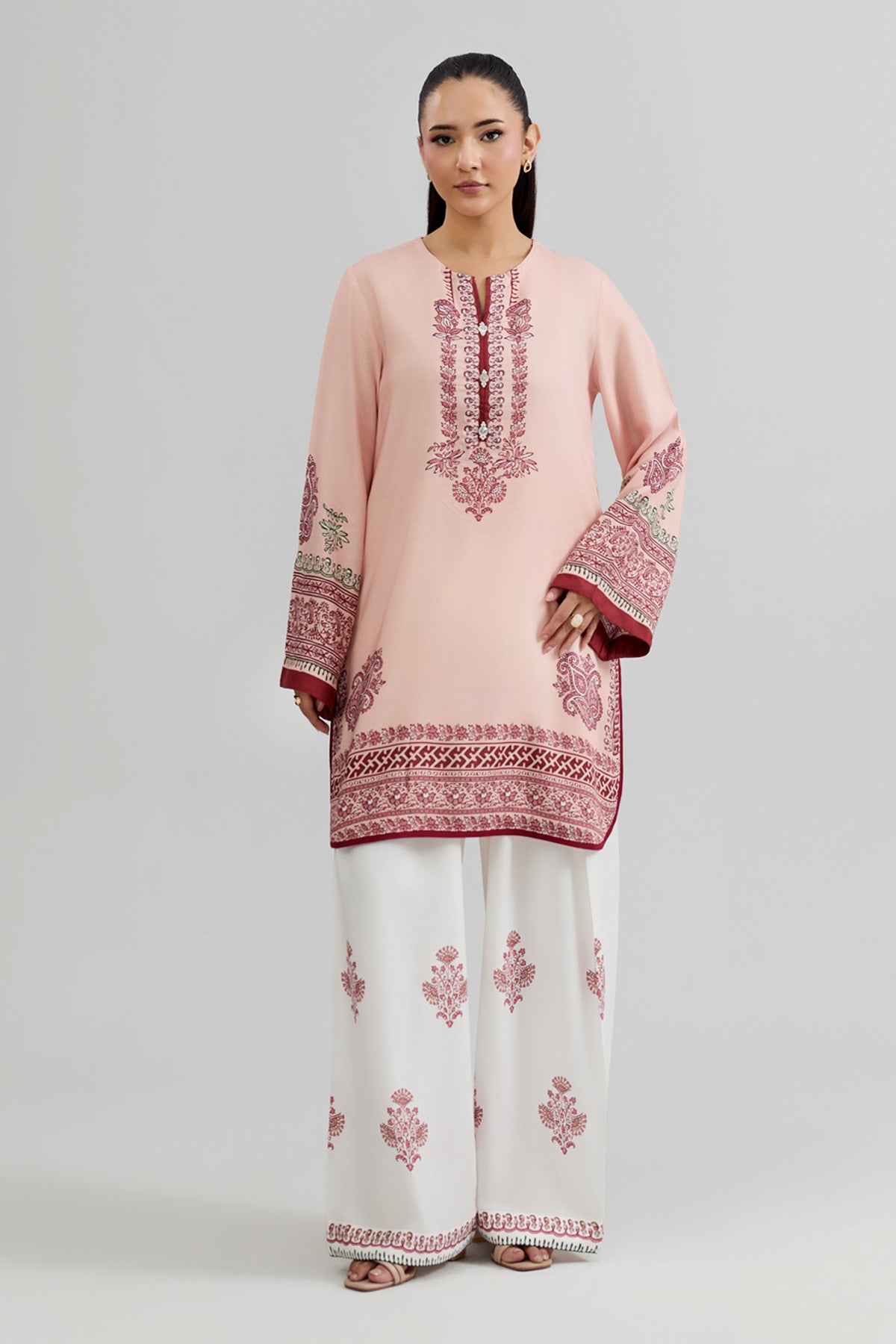 RAW SILK | PRINTED - Shop Now at Kayseria