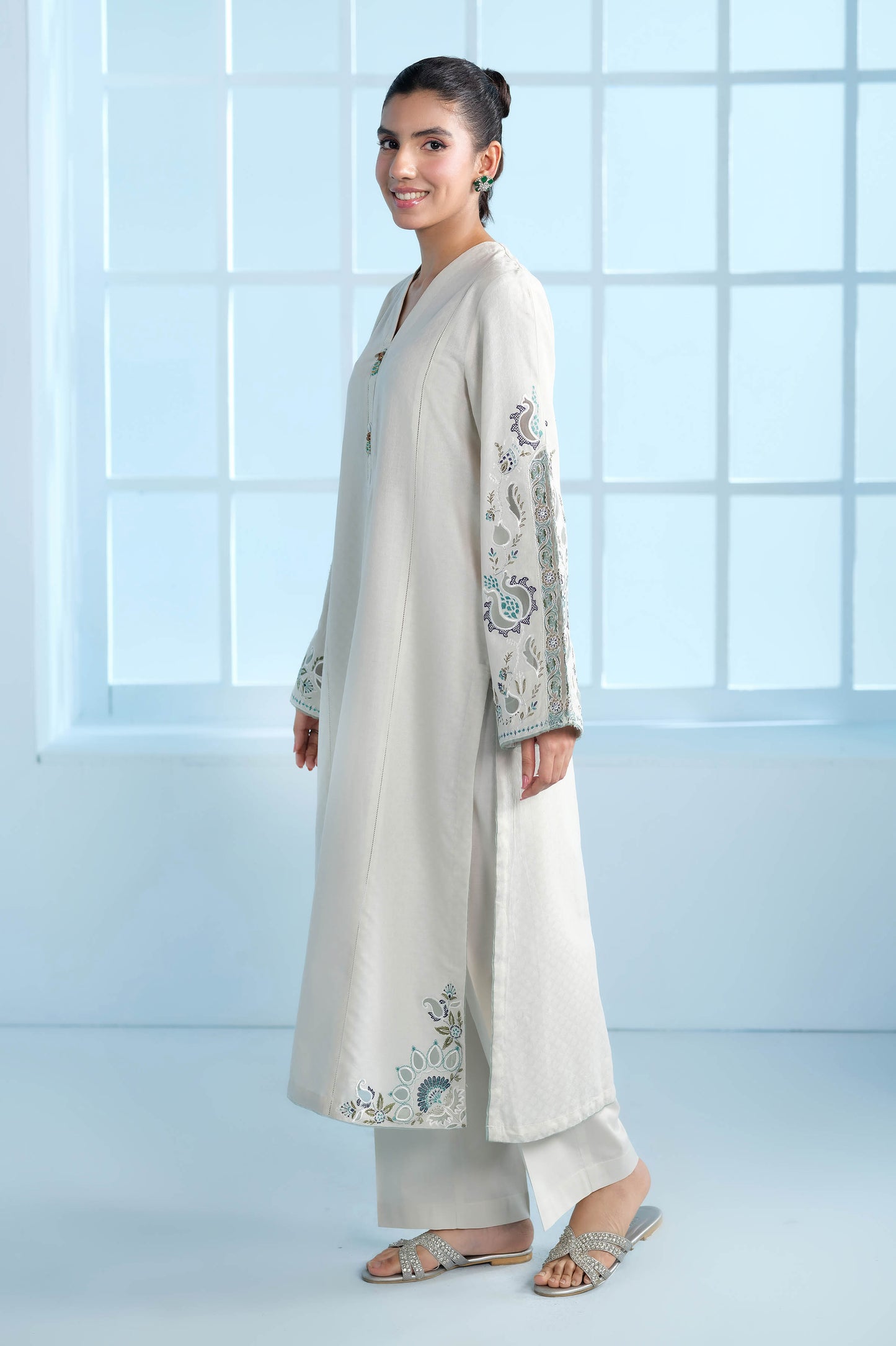 JACQUARD | EMBROIDERED