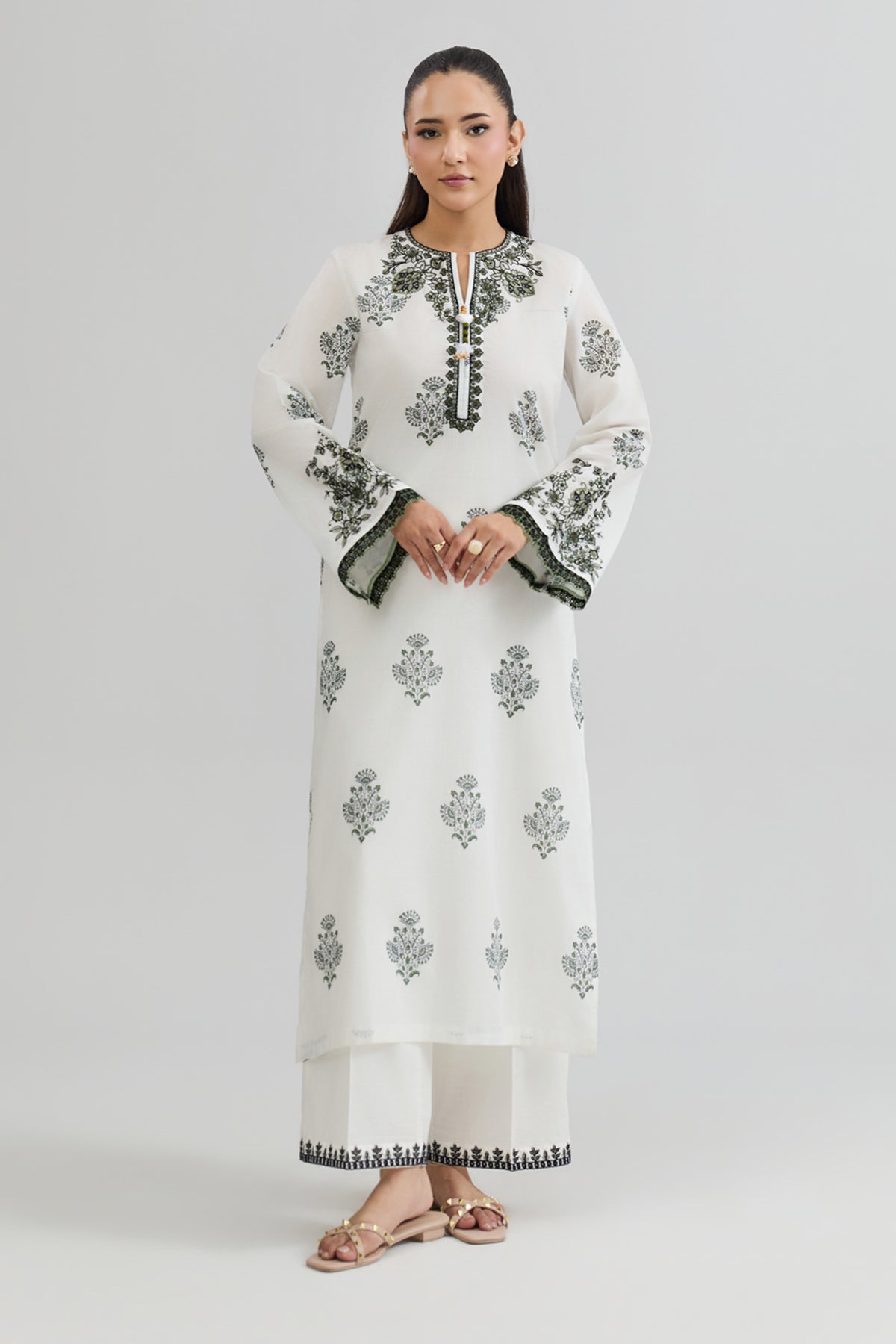 LAWN | EMBROIDERED - Shop Now at Kayseria