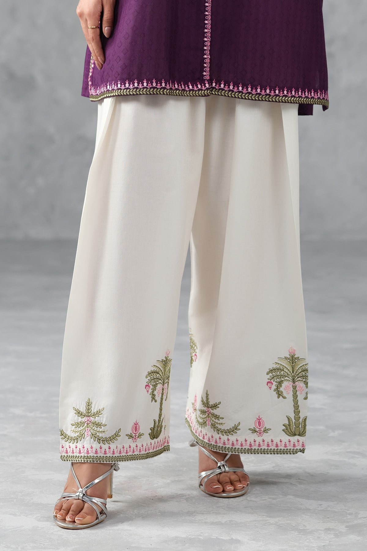 JACQUARD | EMBROIDERED