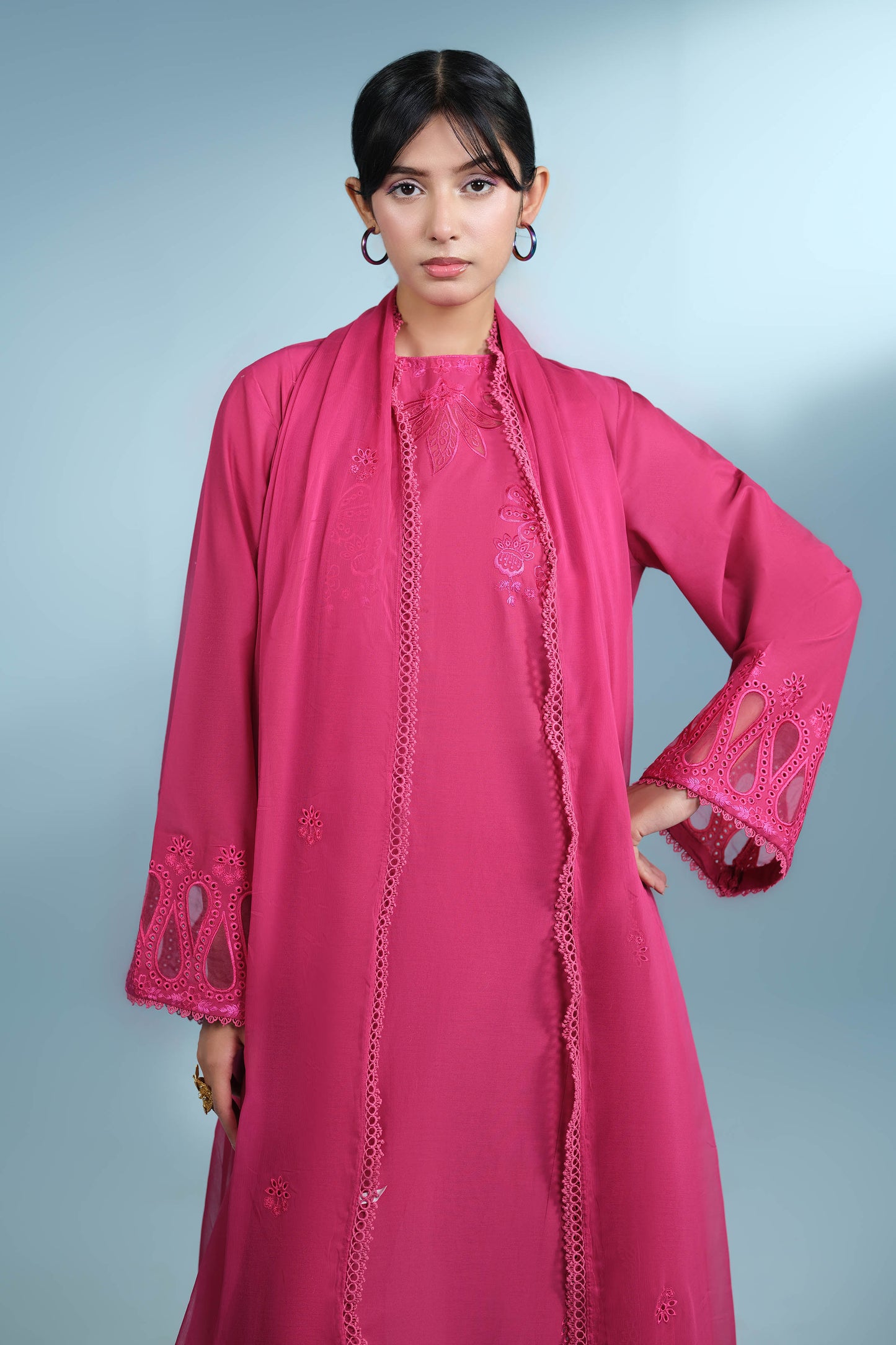 LAWN | EMBROIDERED