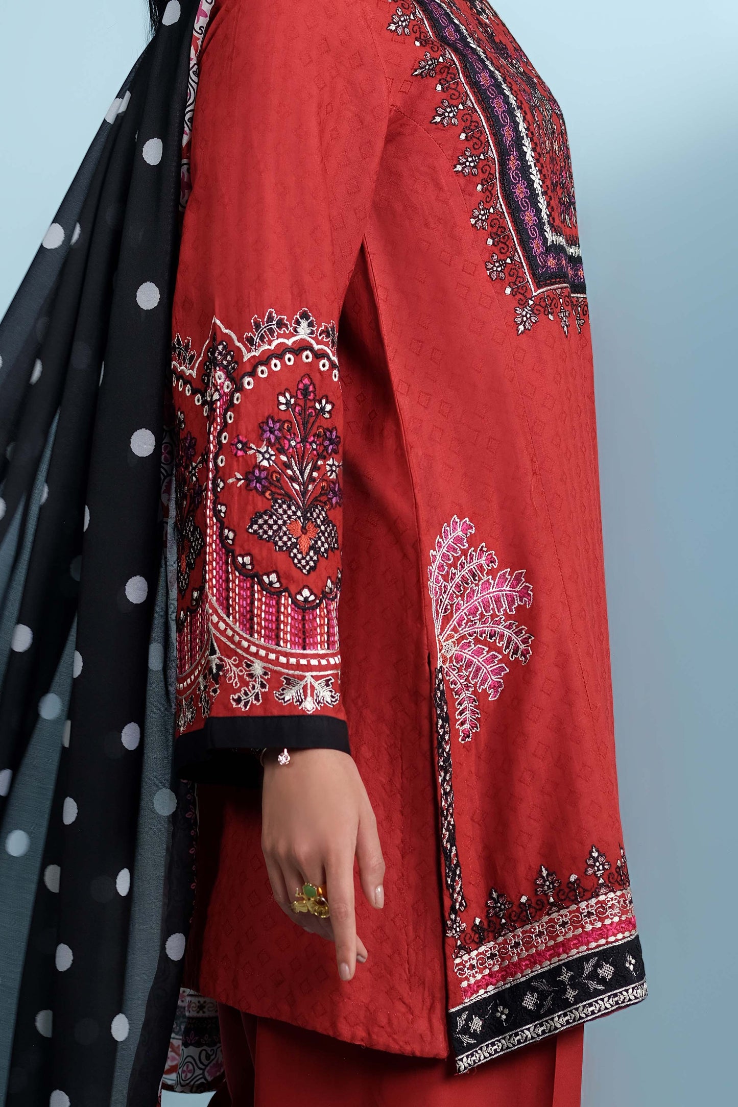 CAMBRIC | EMBROIDERED
