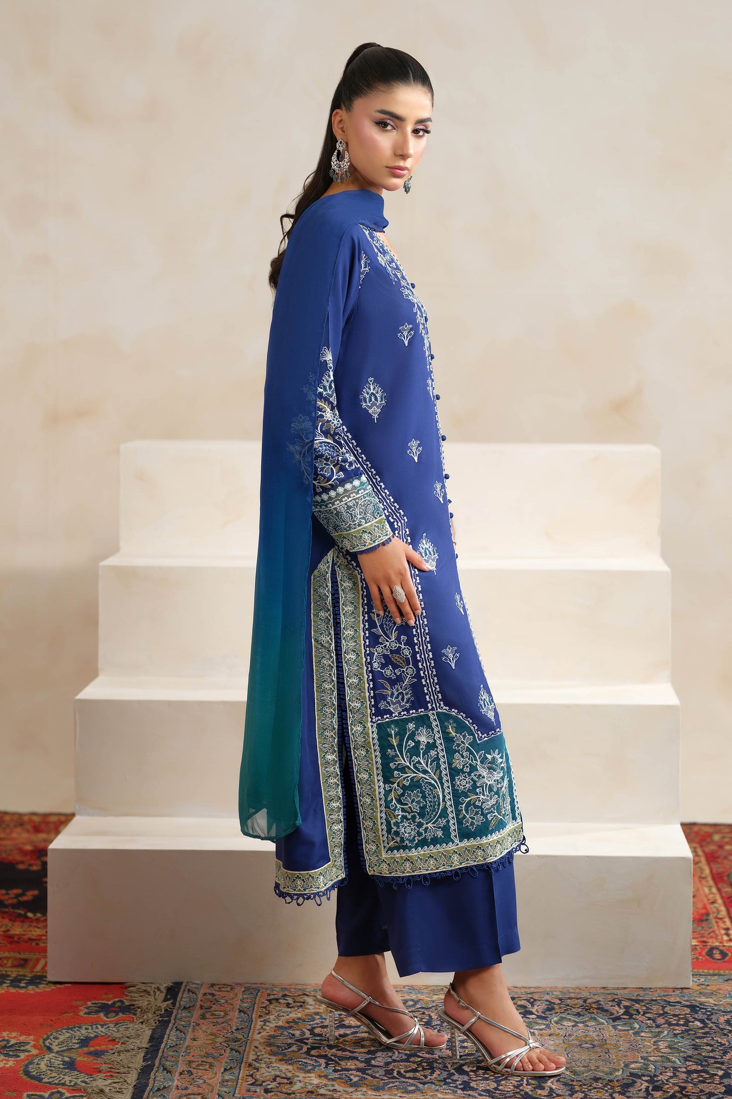 RAW SILK | EMBROIDERED