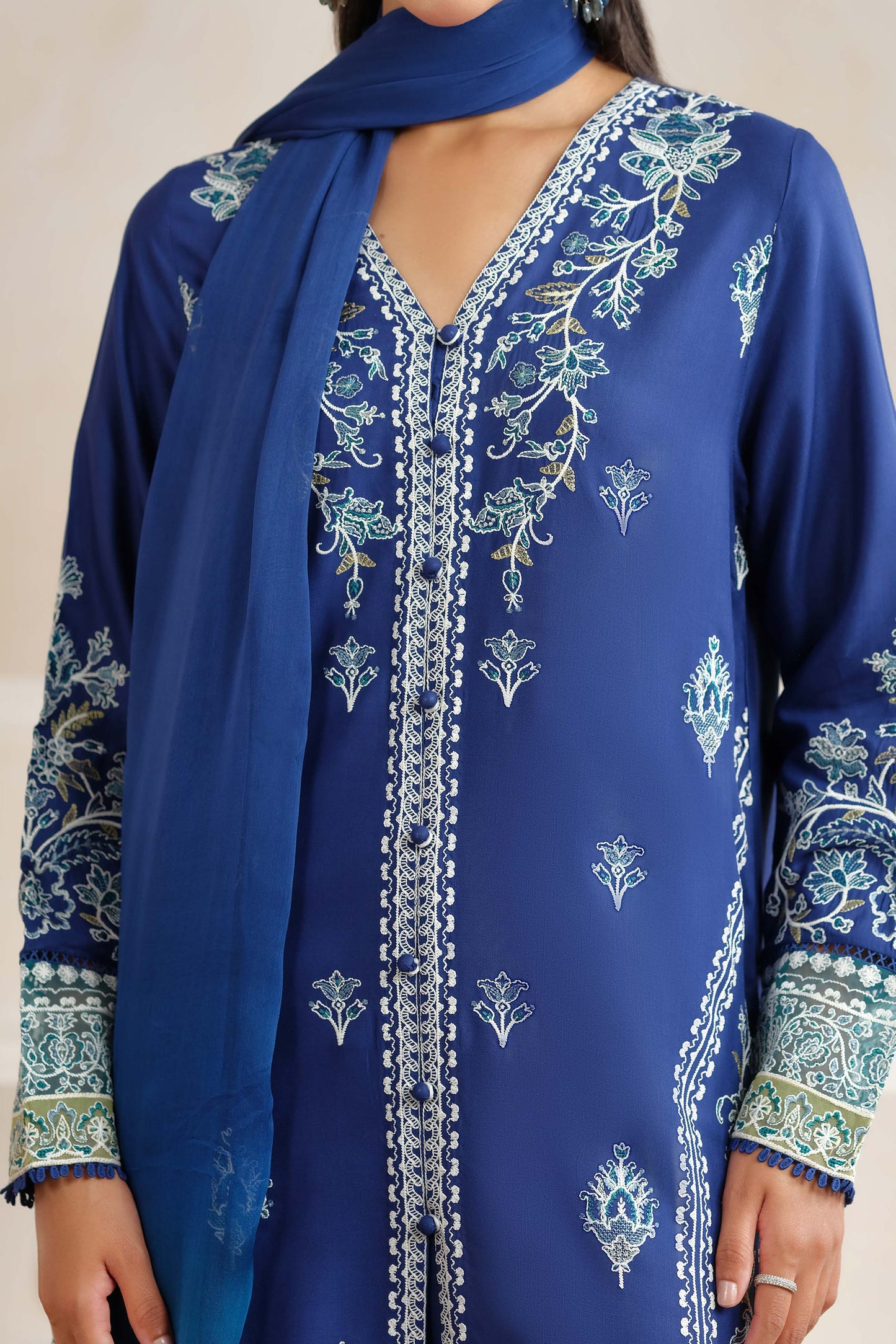 RAW SILK | EMBROIDERED