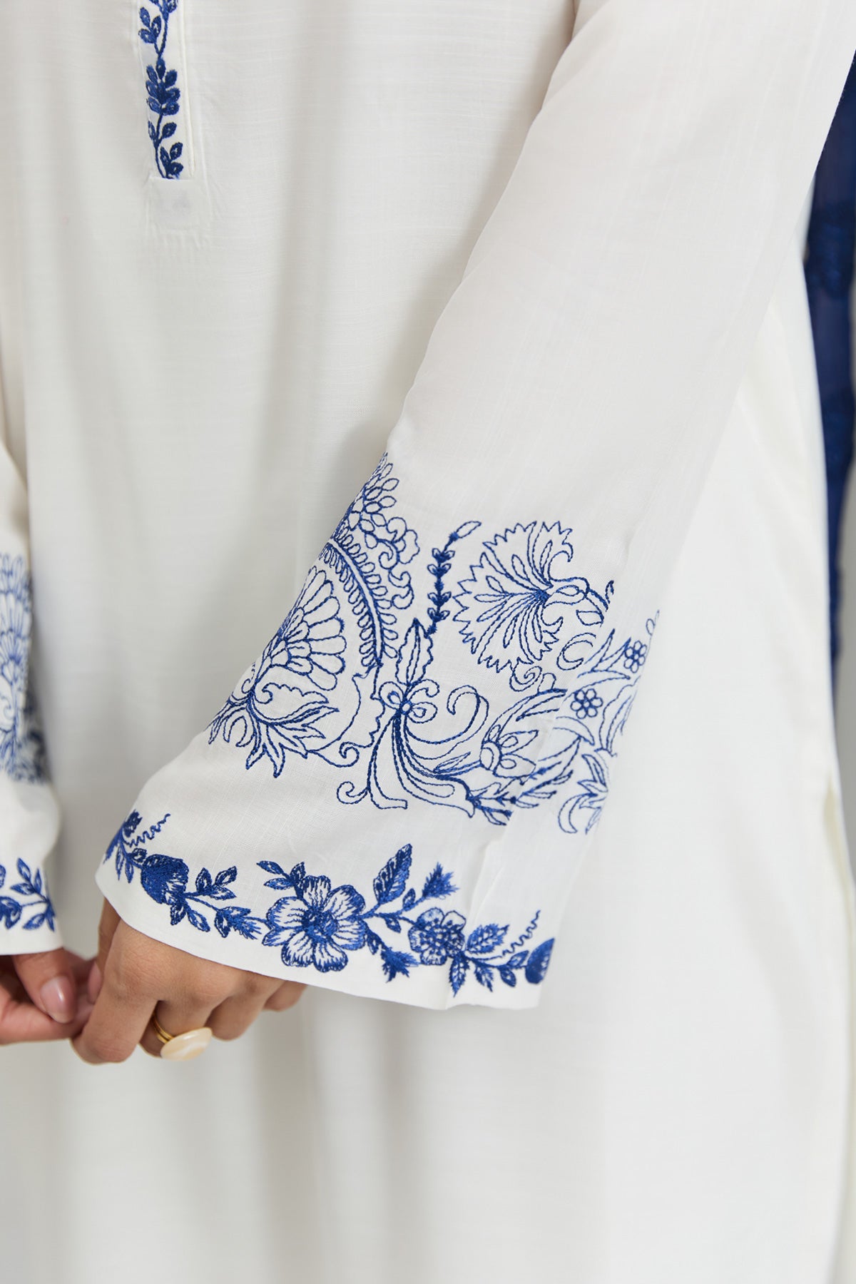 RAW SILK | EMBROIDERED