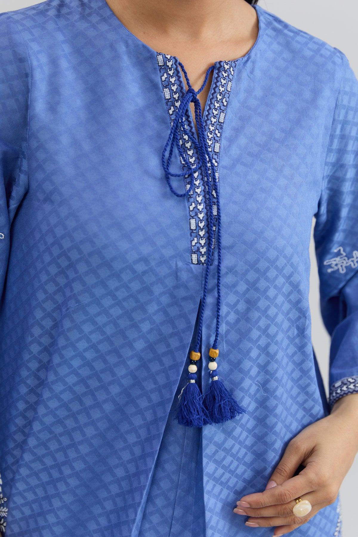 JACQUARD | EMBROIDERED