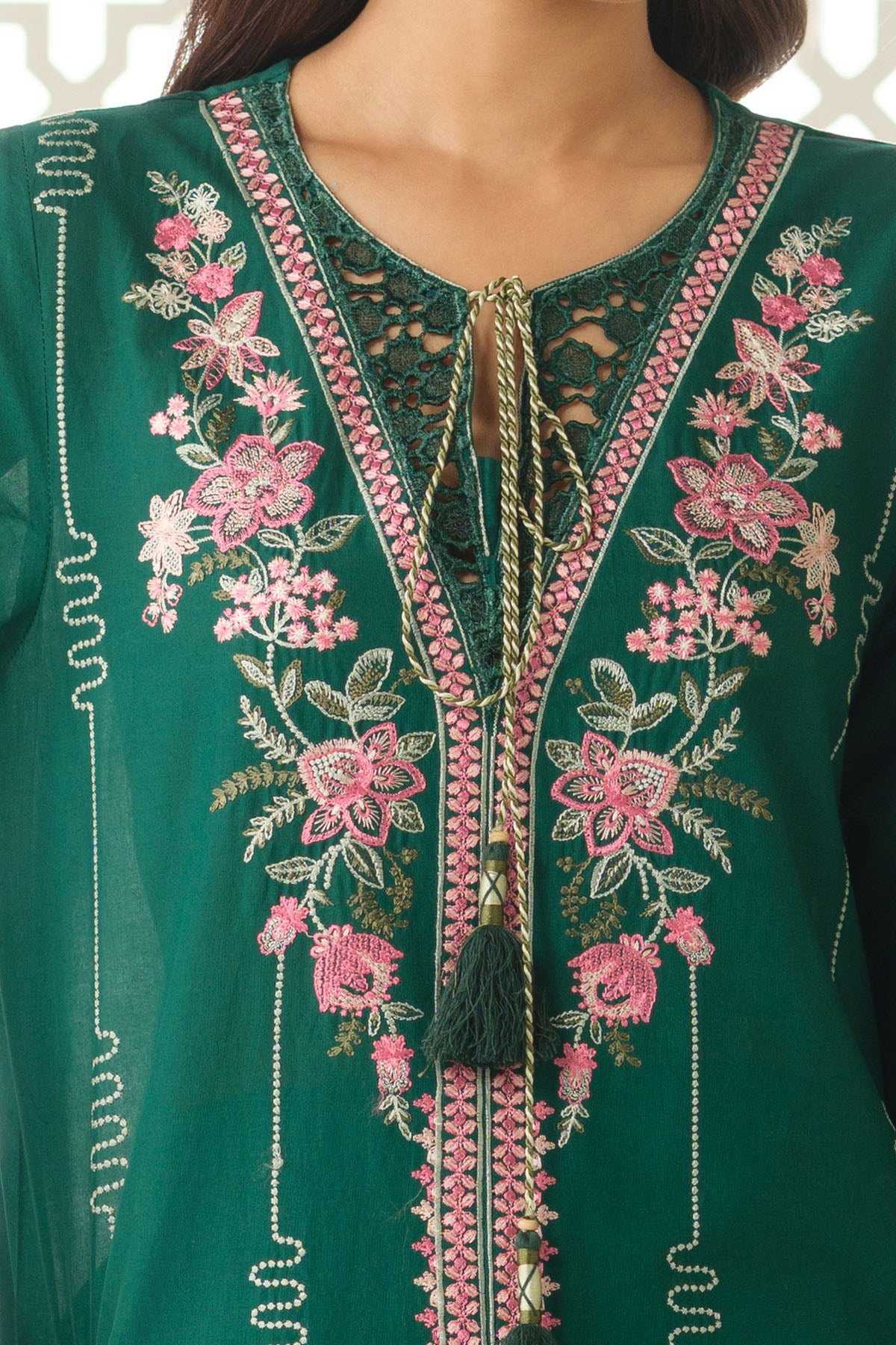 LAWN | EMBROIDERED