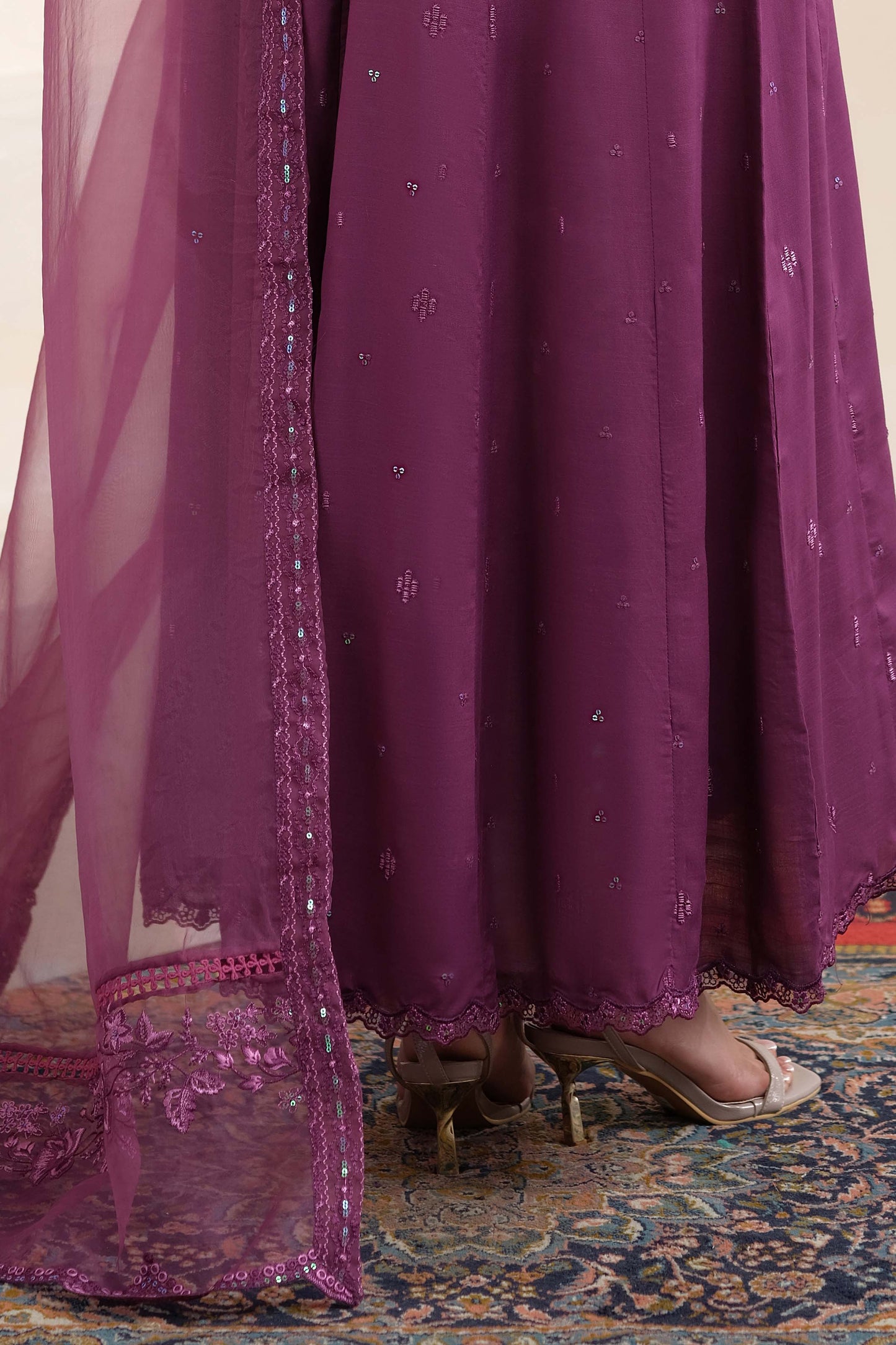 RAW SILK | EMBROIDERED