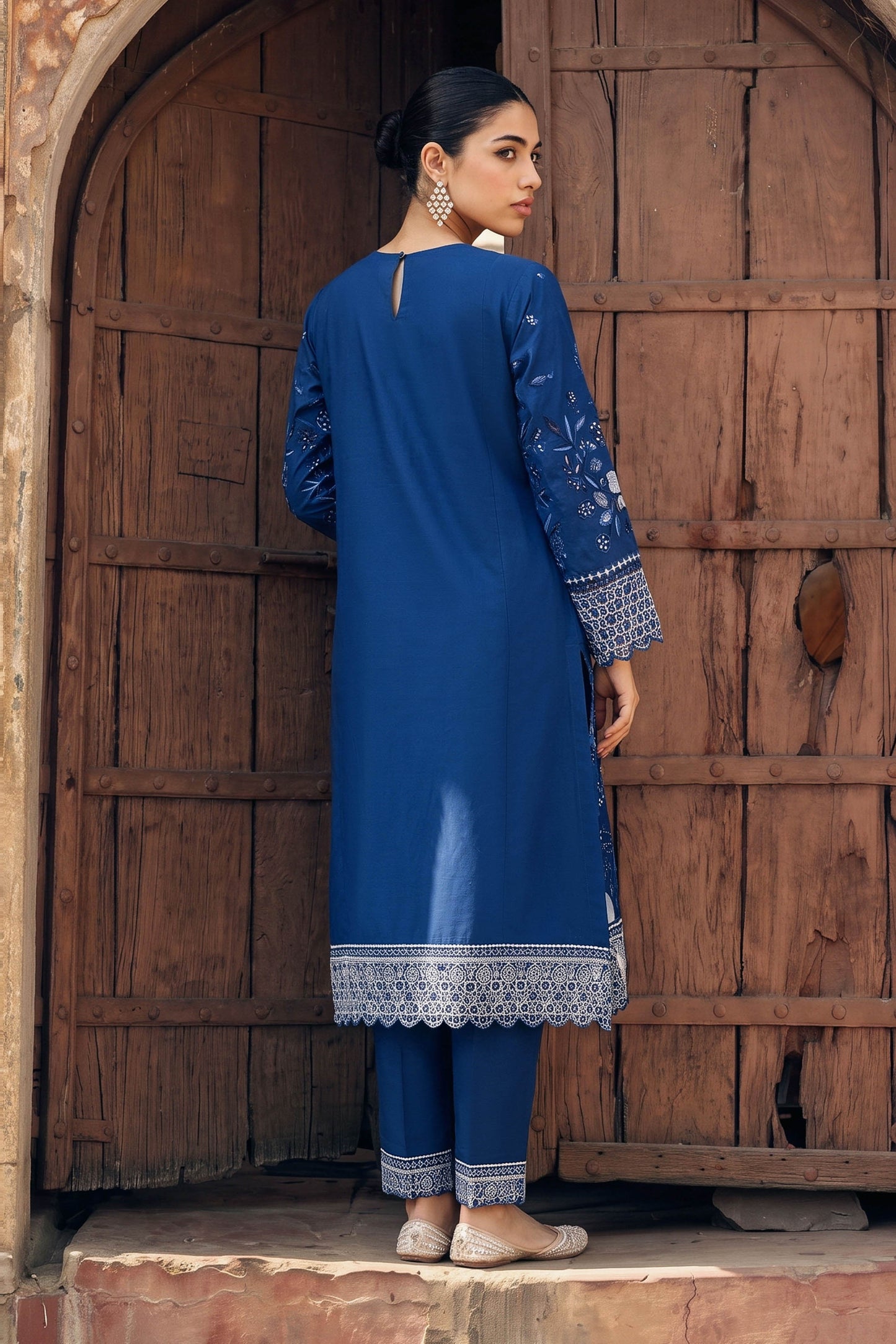 CAMBRIC | EMBROIDERED
