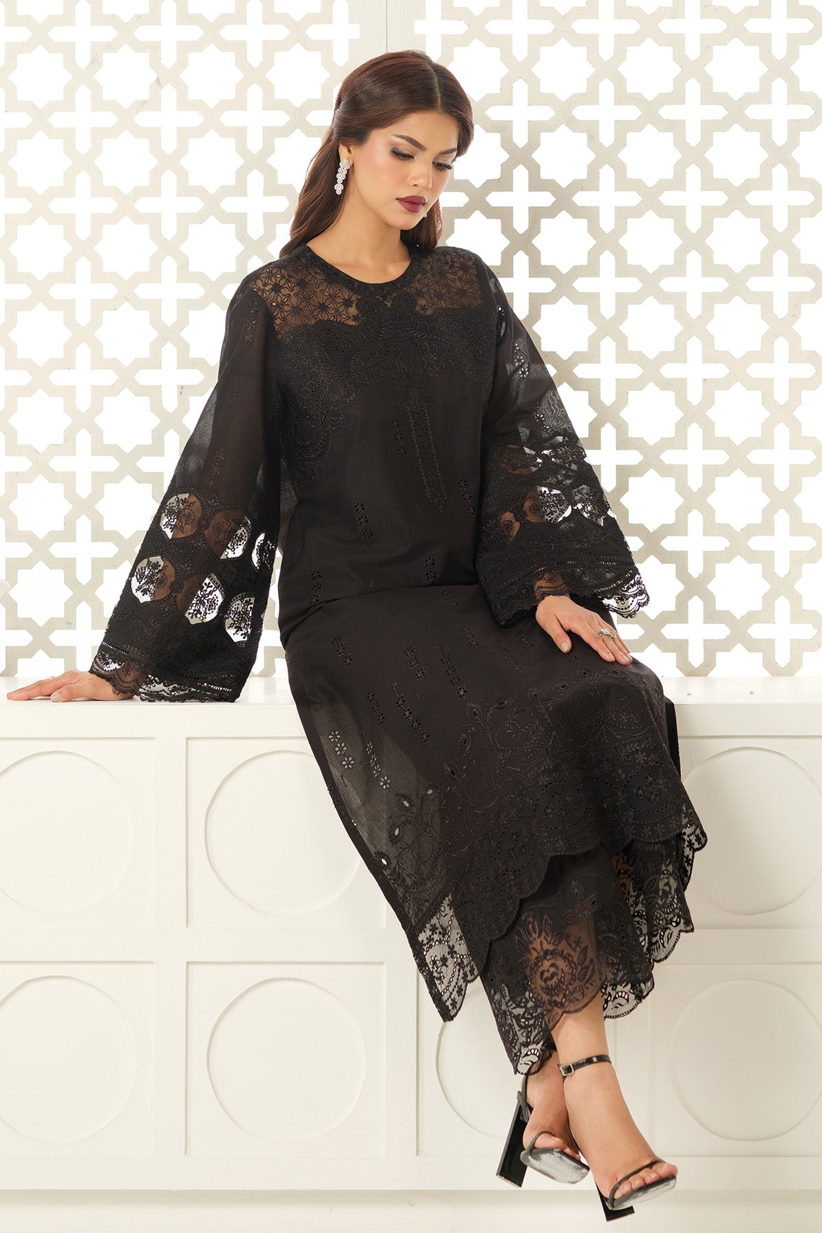 LAWN | EMBROIDERED - Shop Now at Kayseria