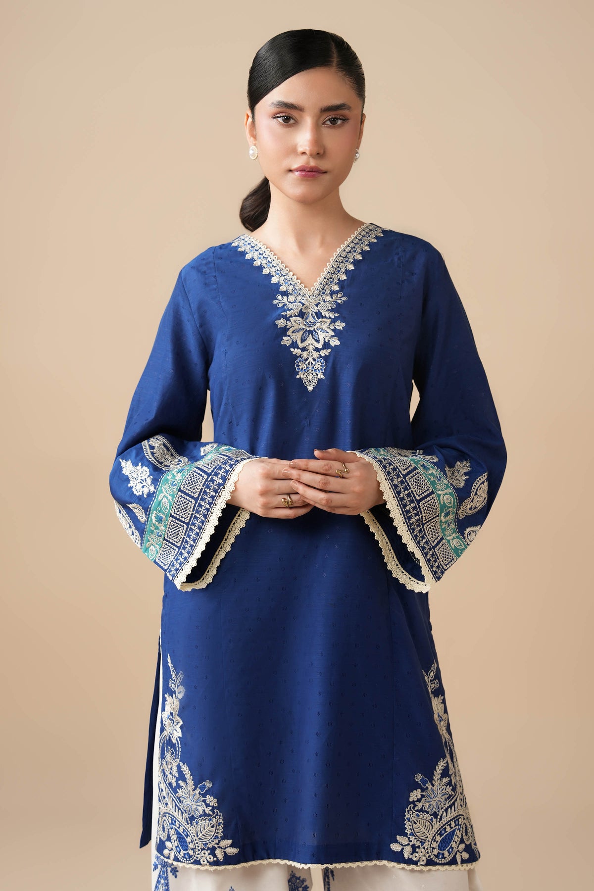JACQUARD | EMBROIDERED PRET WINTER-26