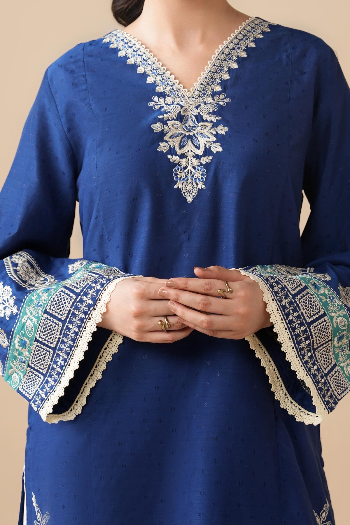 JACQUARD | EMBROIDERED PRET WINTER-26