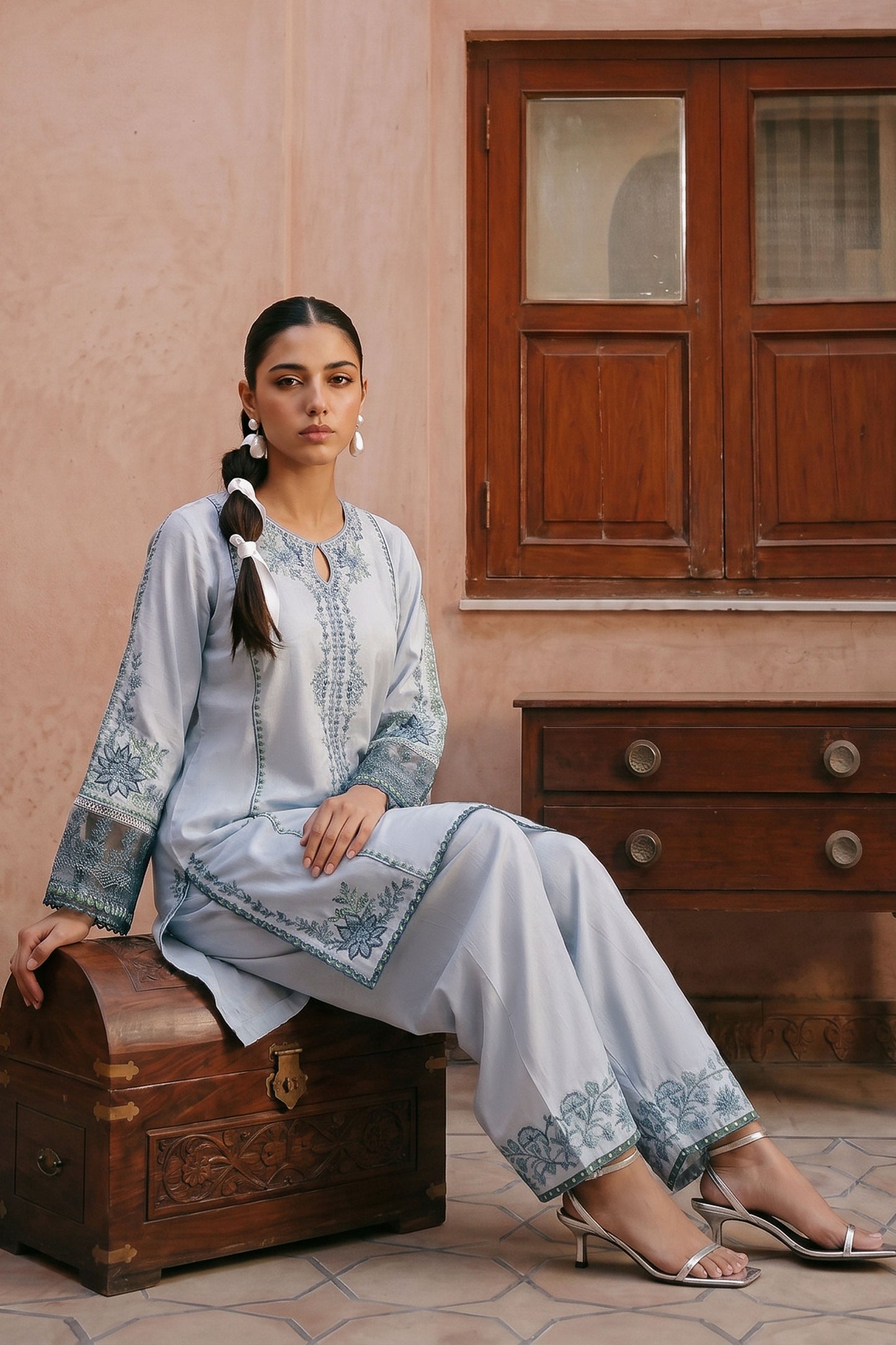 JACQUARD | EMBROIDERED